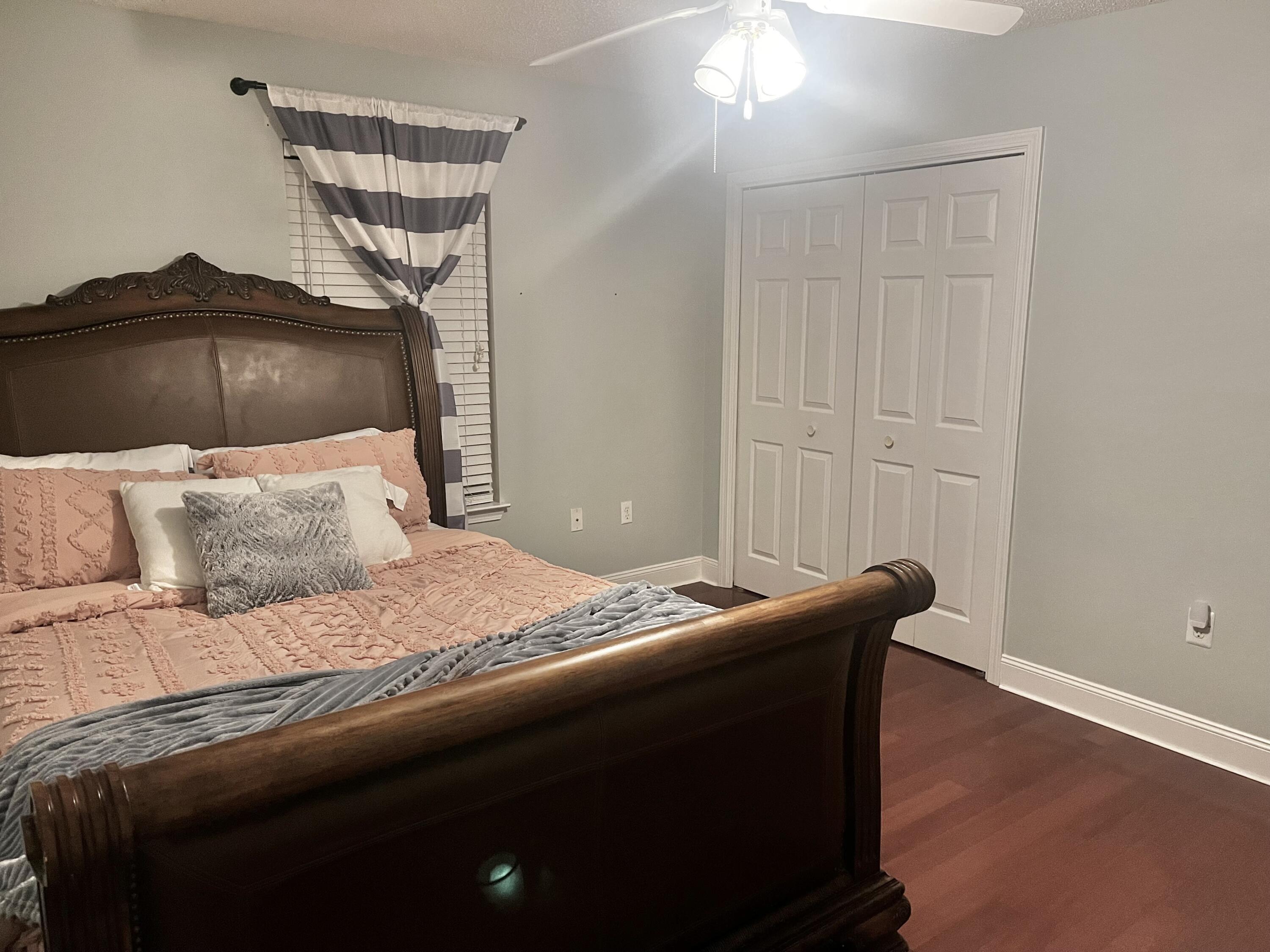 ROCKY BAYOU COUNTRY CLUB ESTATES 9 - Residential