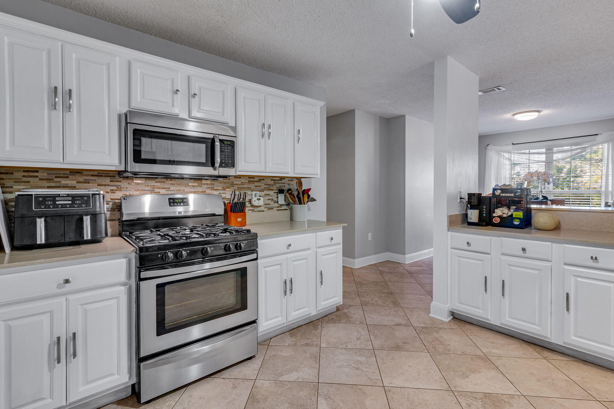 ROCKY BAYOU COUNTRY CLUB ESTATES 9 - Residential