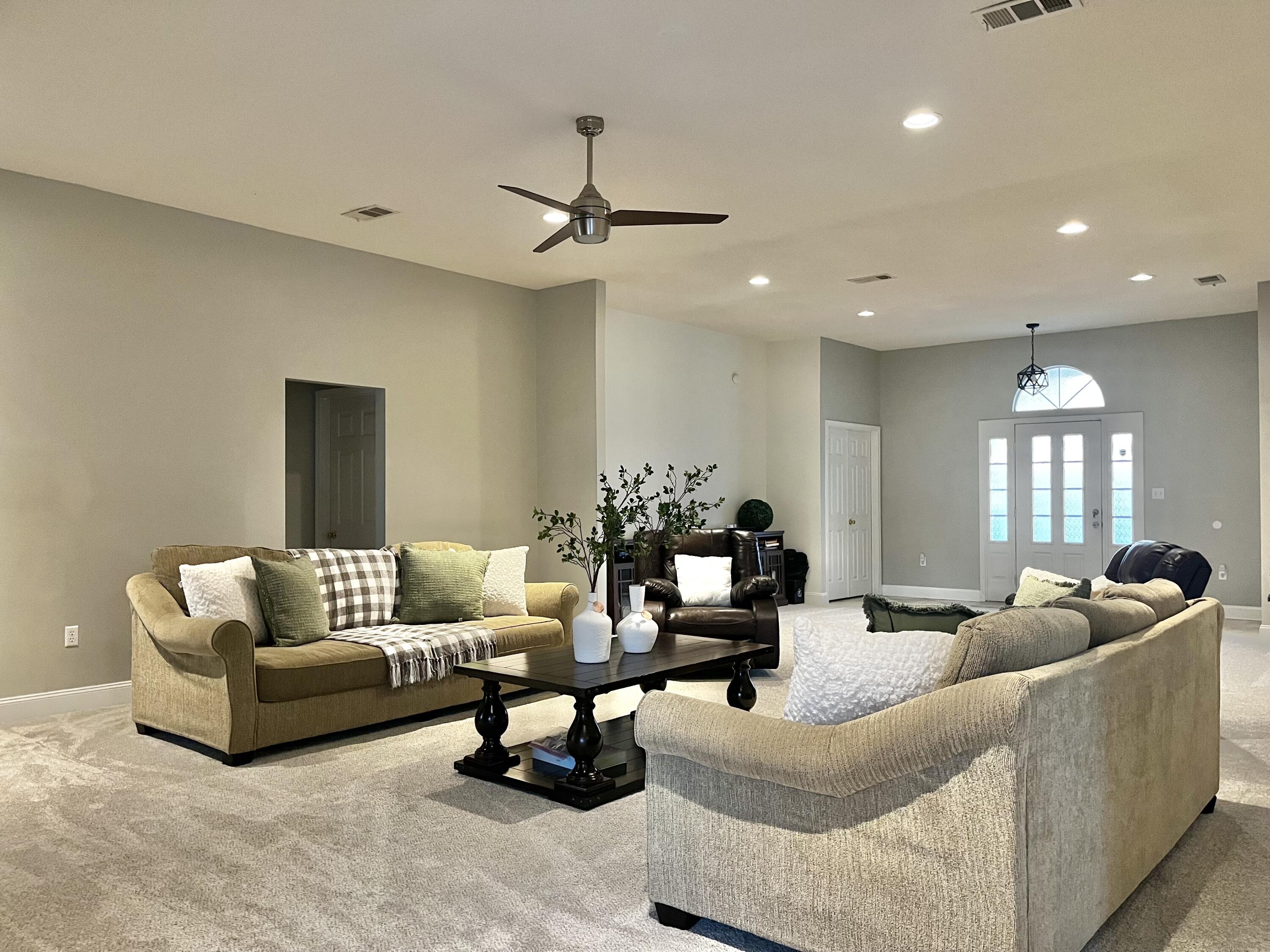 ROCKY BAYOU COUNTRY CLUB ESTATES 9 - Residential