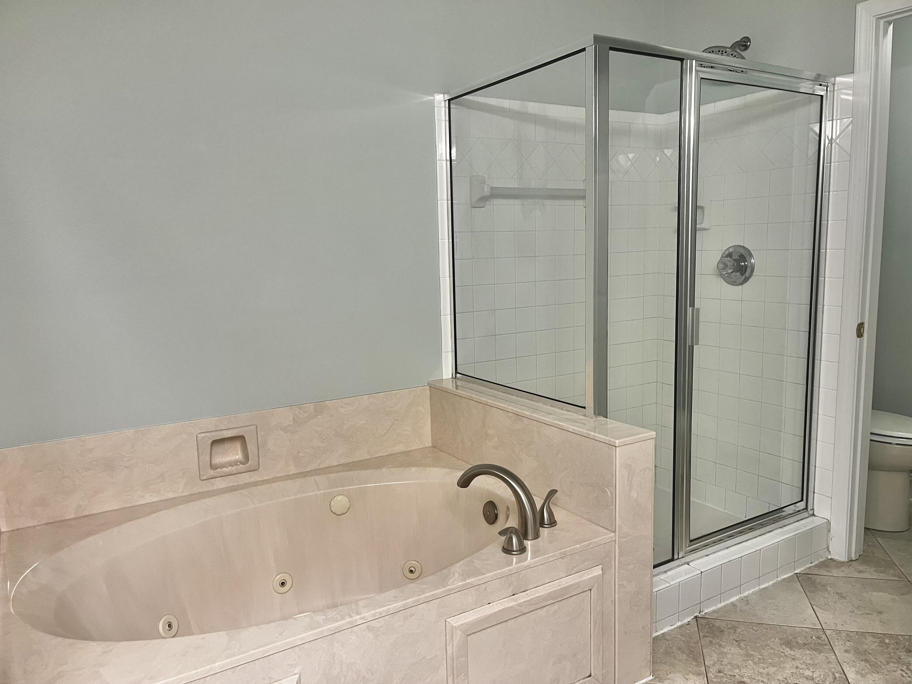 ROCKY BAYOU COUNTRY CLUB ESTATES 9 - Residential