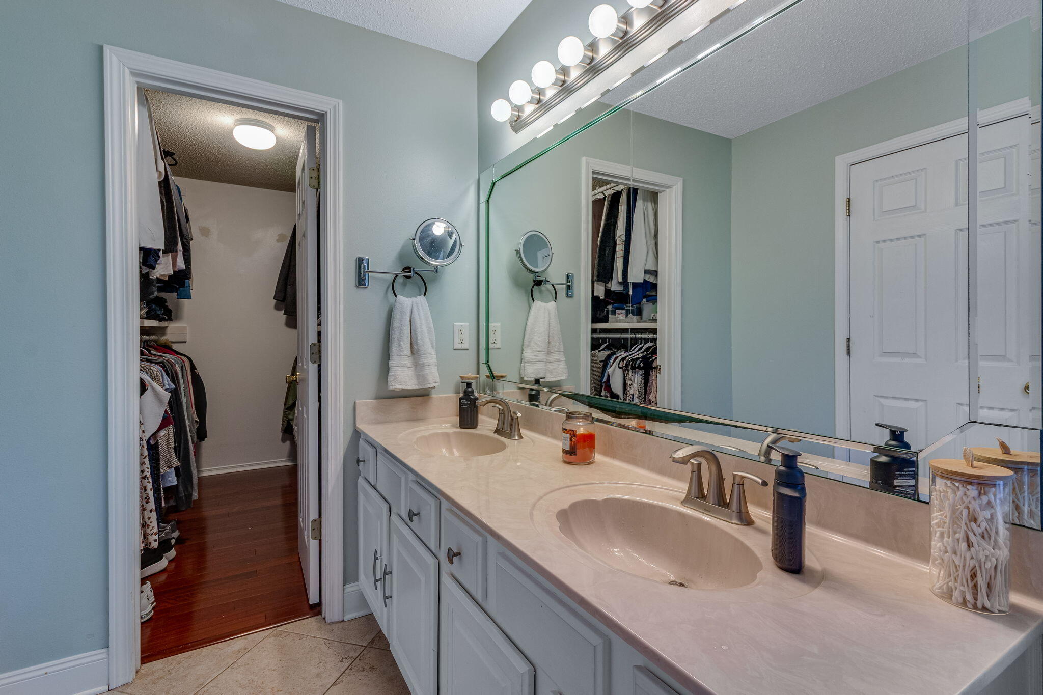 ROCKY BAYOU COUNTRY CLUB ESTATES 9 - Residential