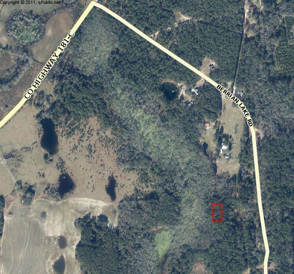 Half an acre in wooded area, near the Coctawhatchee River and the Choctawhatchee River Water Management Area that offers outdoor recreation such as camping, boating, fishing, canoeing, hiking, wildlife viewing, and seasonal hunting. Also, the property is just six miles away from Ponce De Leon Springs State Park, home of the cool clear waters of the Ponce De Leon spring and numerous hiking trails.