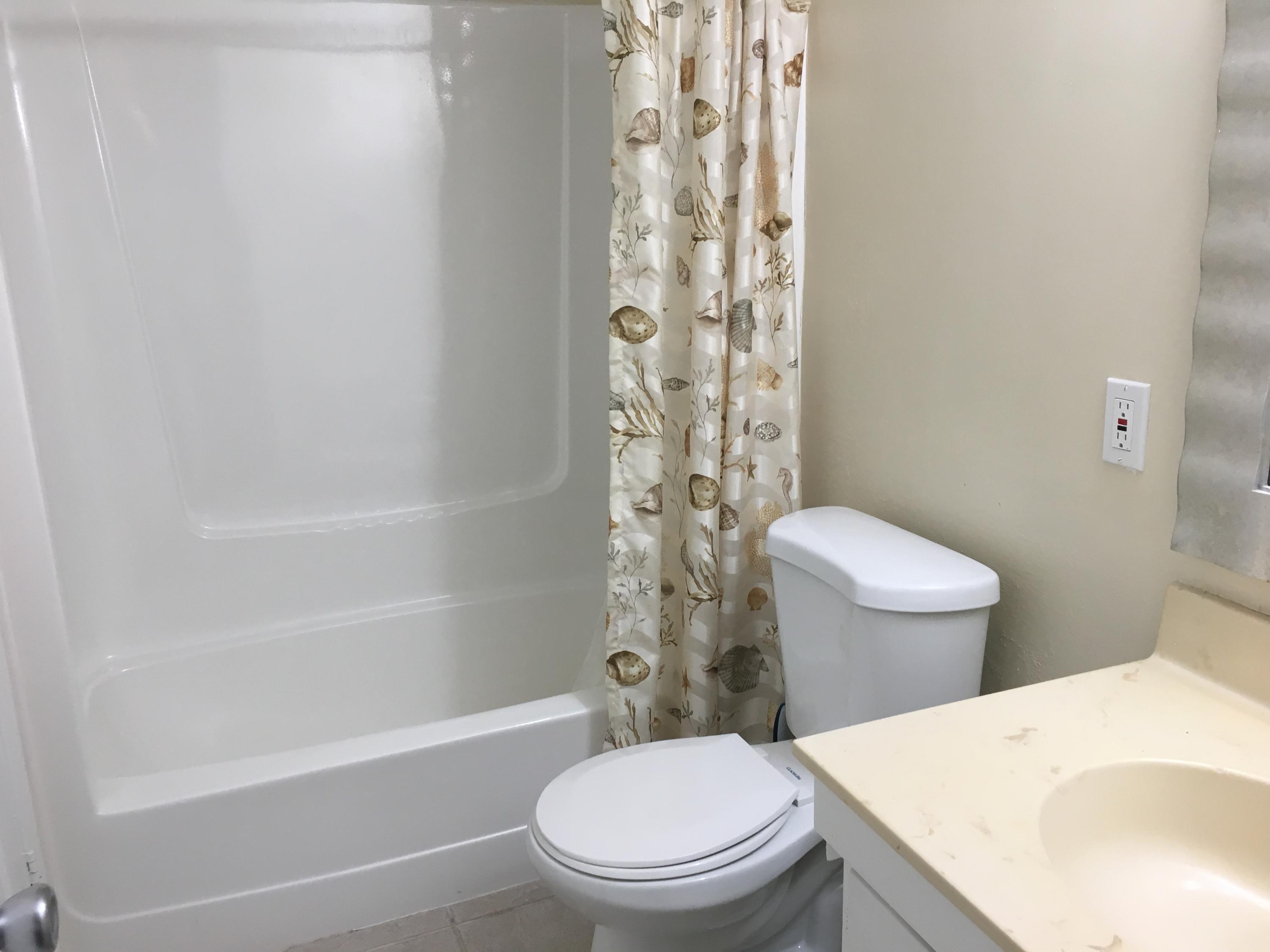 EMERALD ISLE - Residential