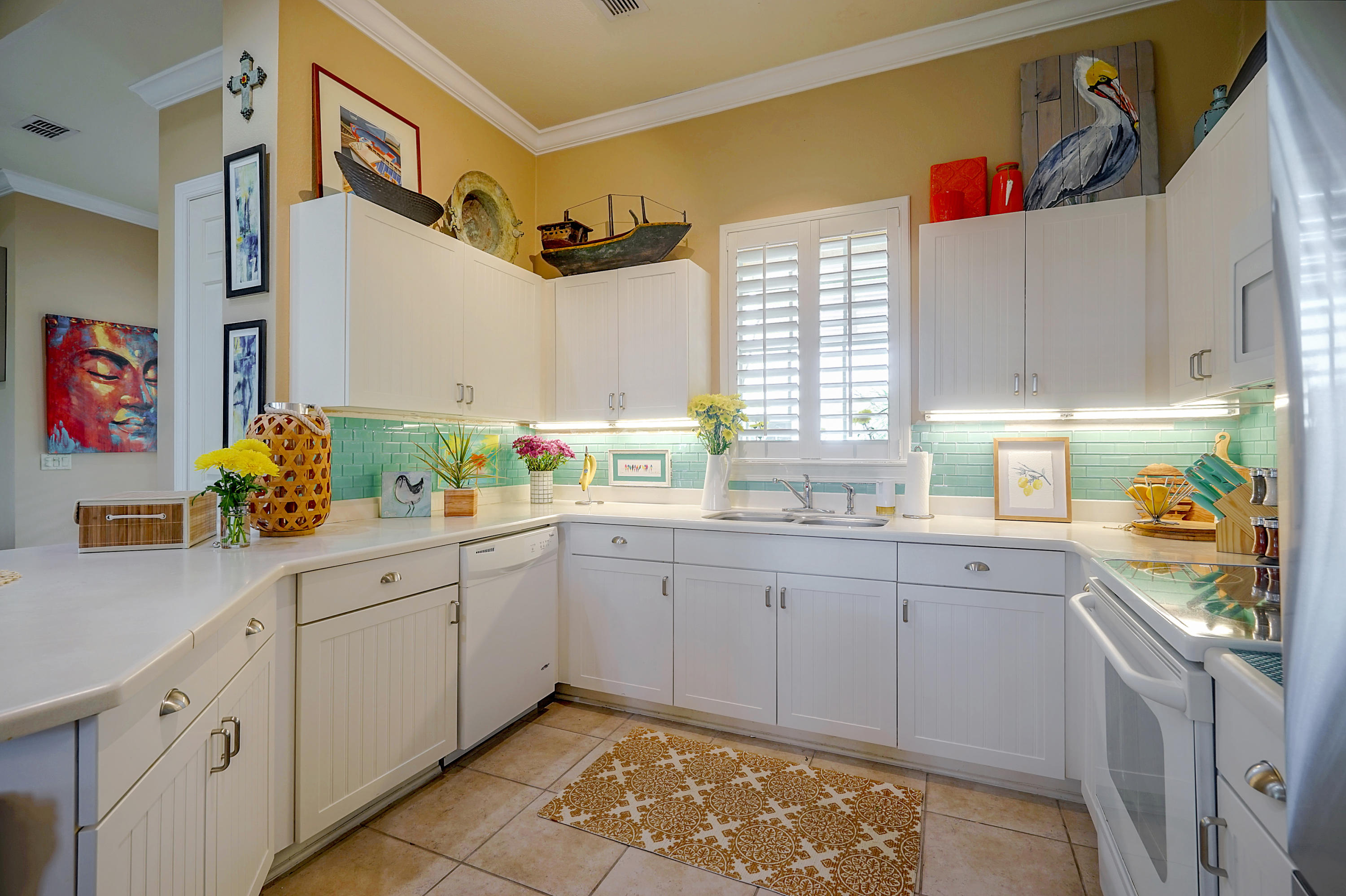 CRYSTAL COVE - Residential