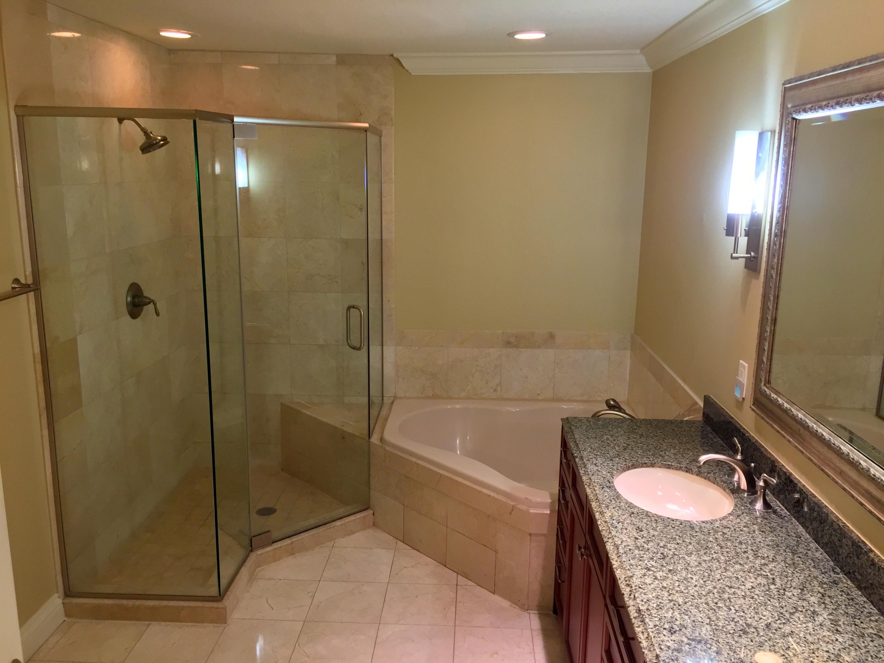 EMERALD GRANDE - Residential