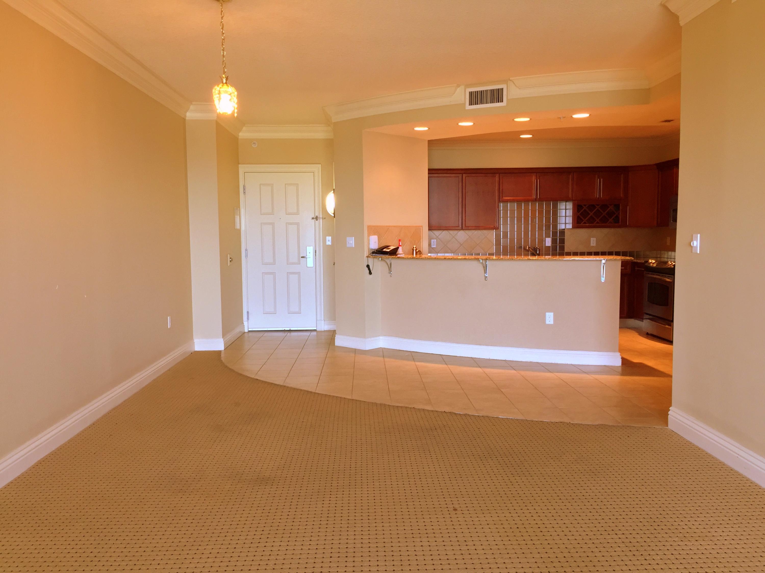 EMERALD GRANDE - Residential