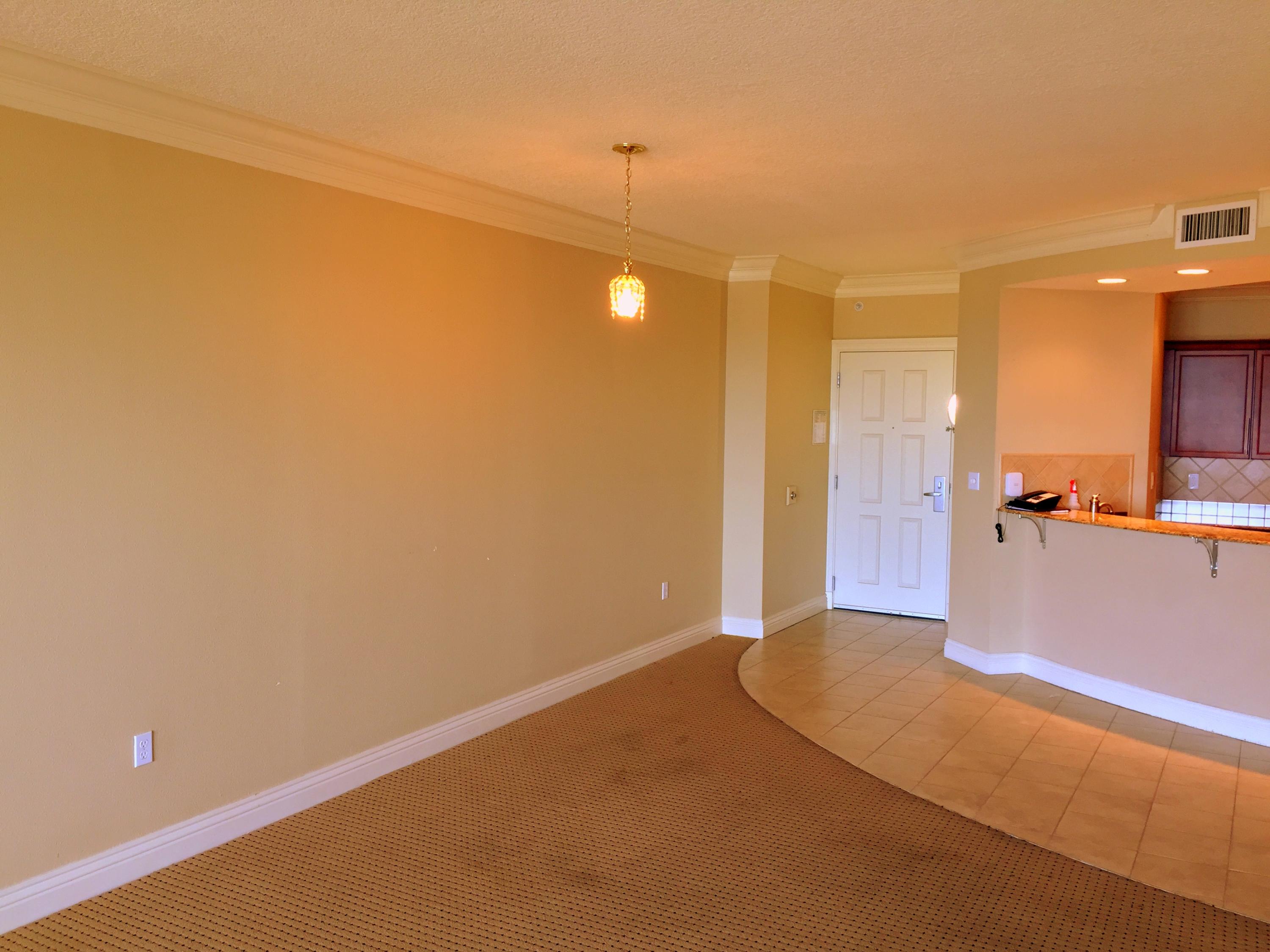 EMERALD GRANDE - Residential