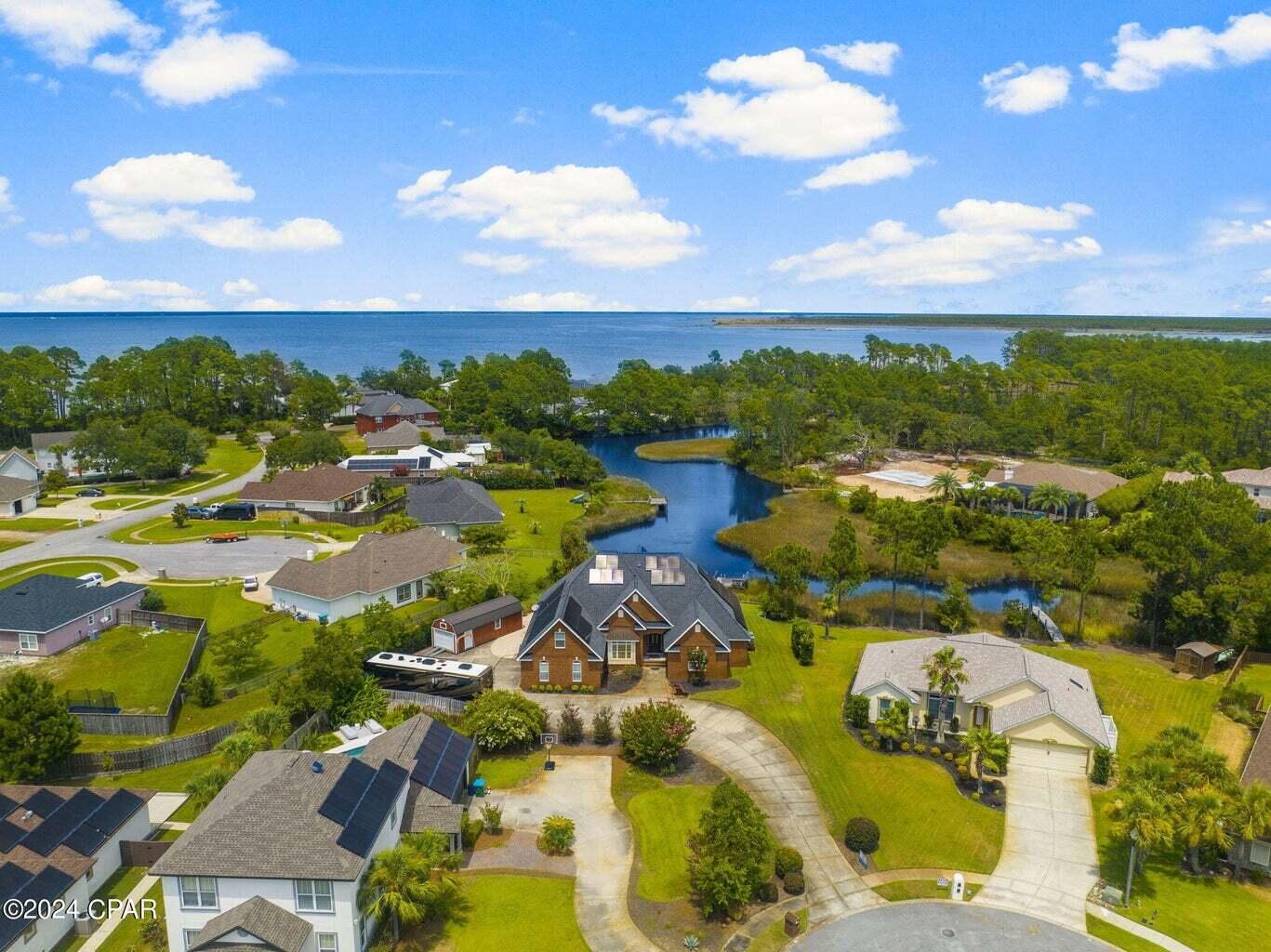 COLONY CLUB HARBOUR PH 1 - Residential