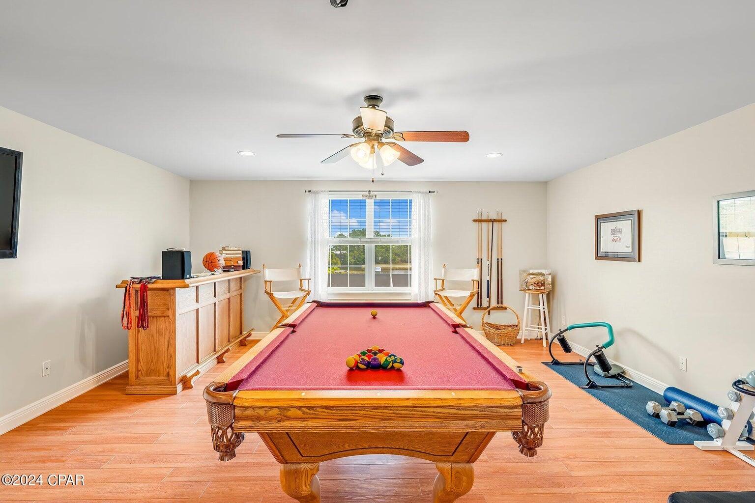 COLONY CLUB HARBOUR PH 1 - Residential