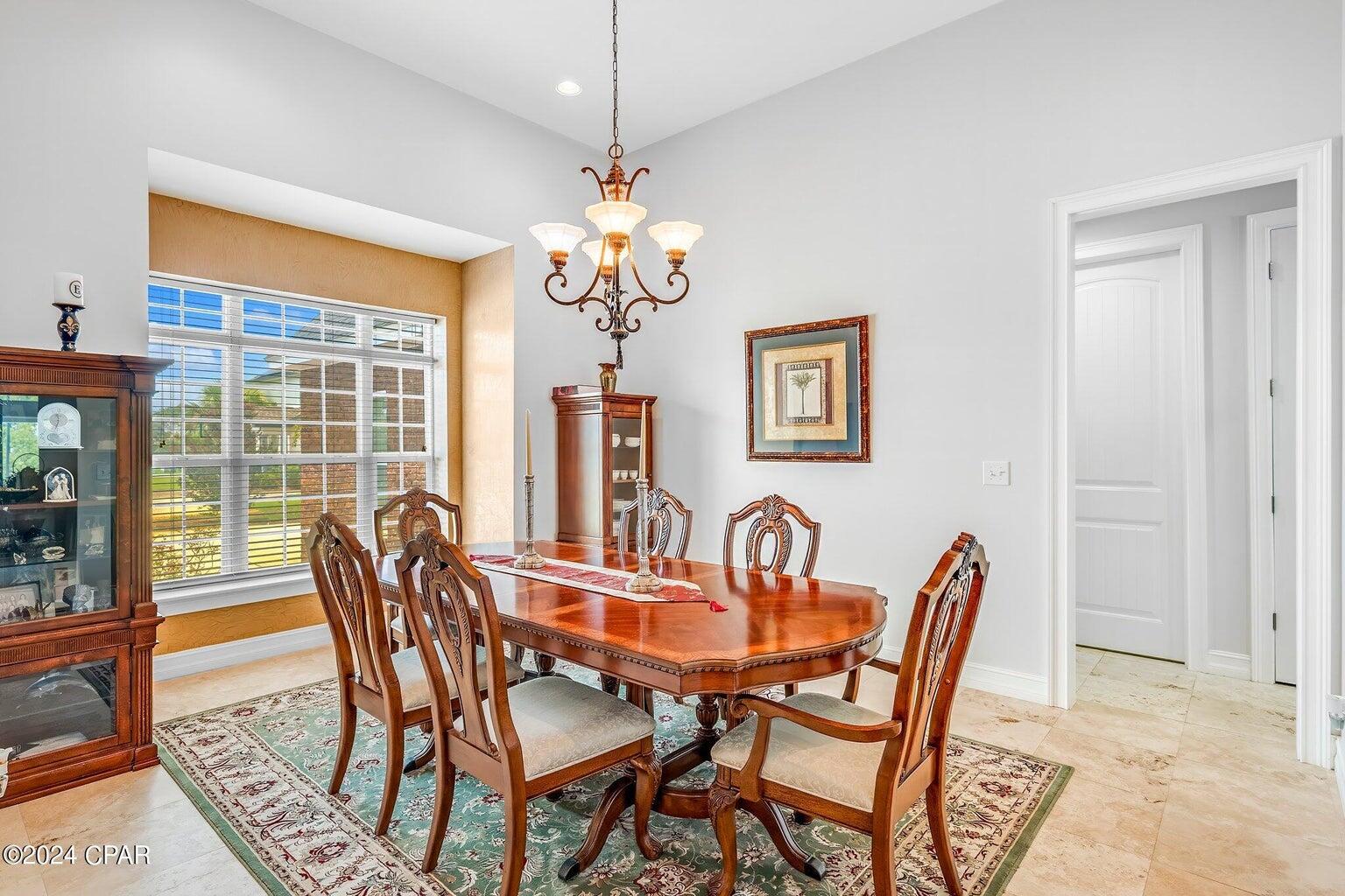 COLONY CLUB HARBOUR PH 1 - Residential