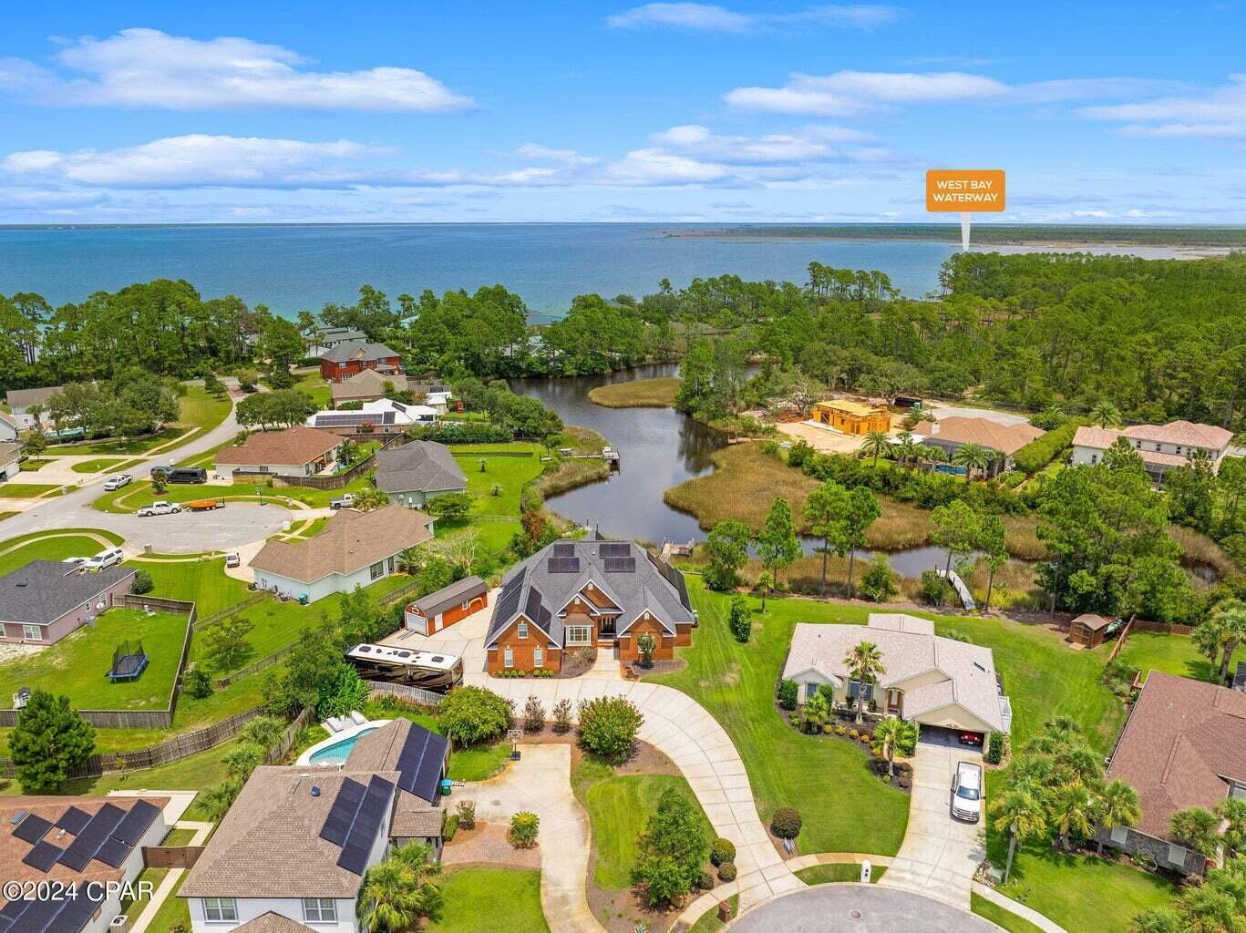 COLONY CLUB HARBOUR PH 1 - Residential