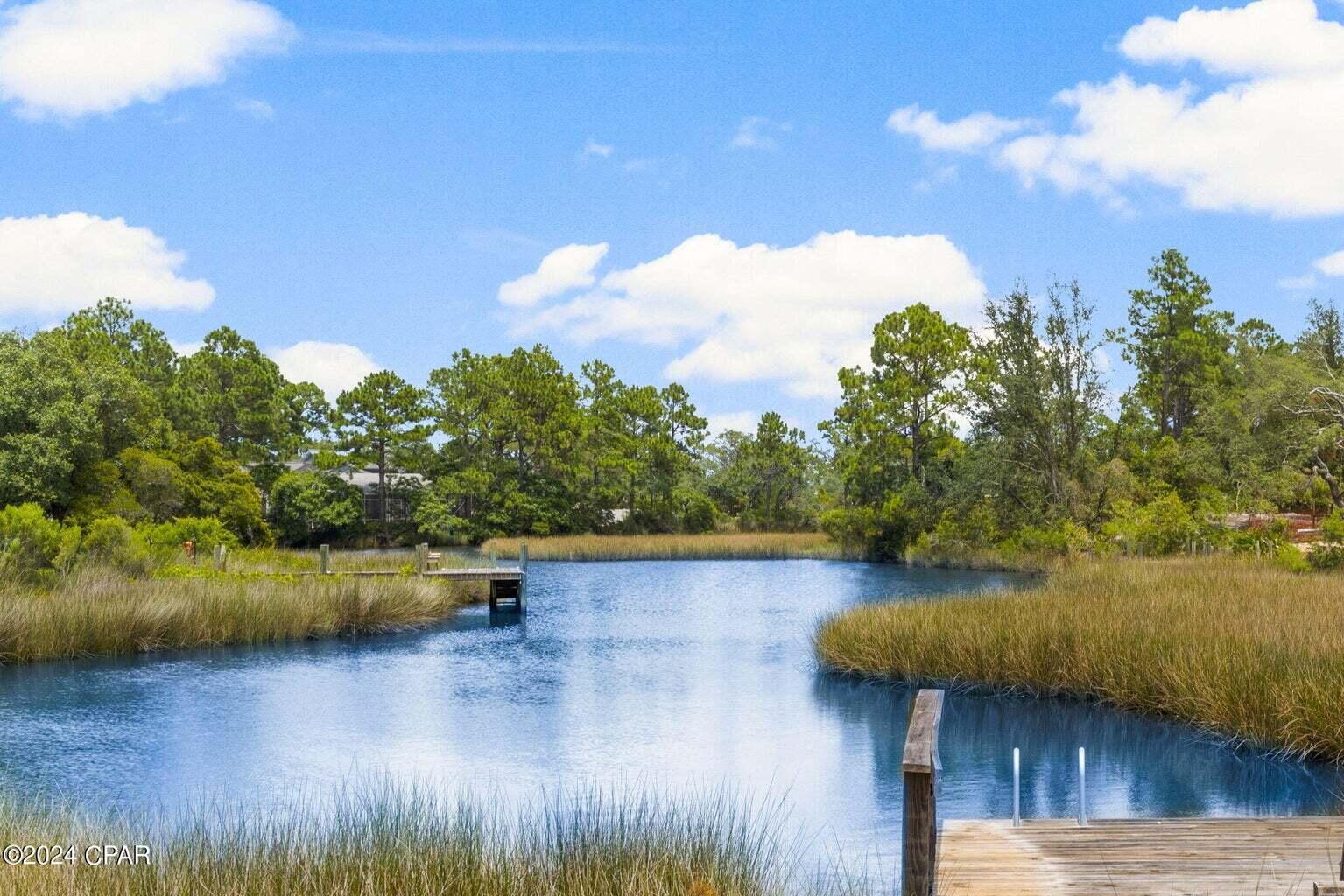 COLONY CLUB HARBOUR PH 1 - Residential