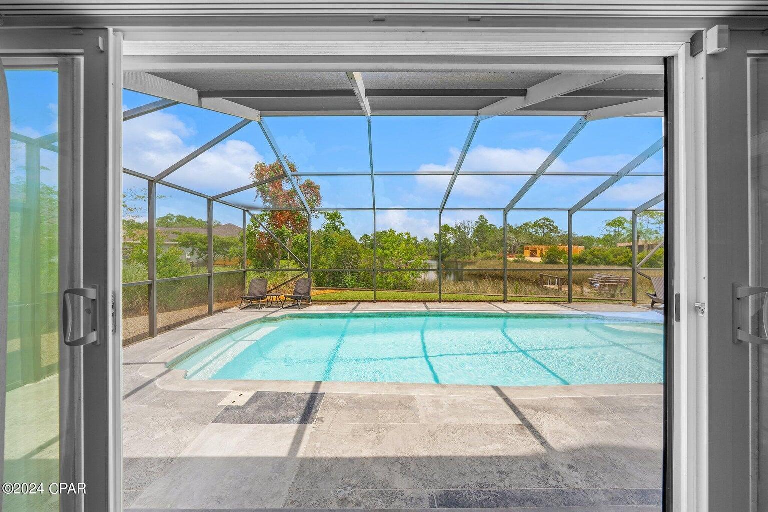 COLONY CLUB HARBOUR PH 1 - Residential