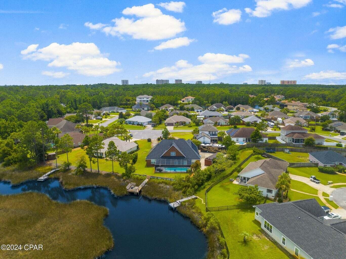 COLONY CLUB HARBOUR PH 1 - Residential