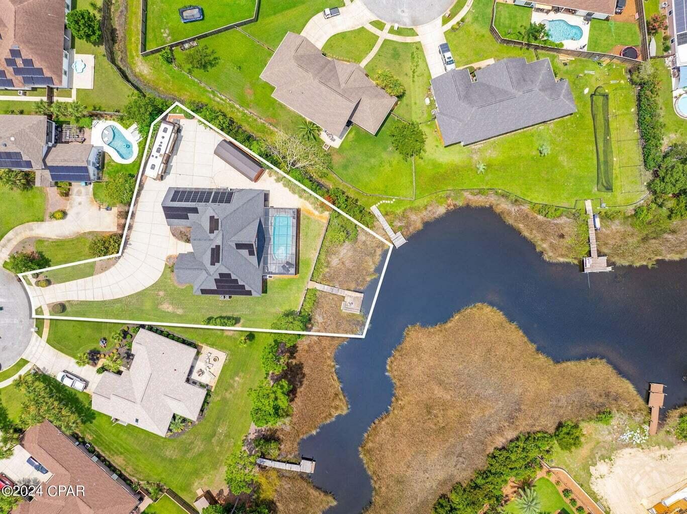 COLONY CLUB HARBOUR PH 1 - Residential