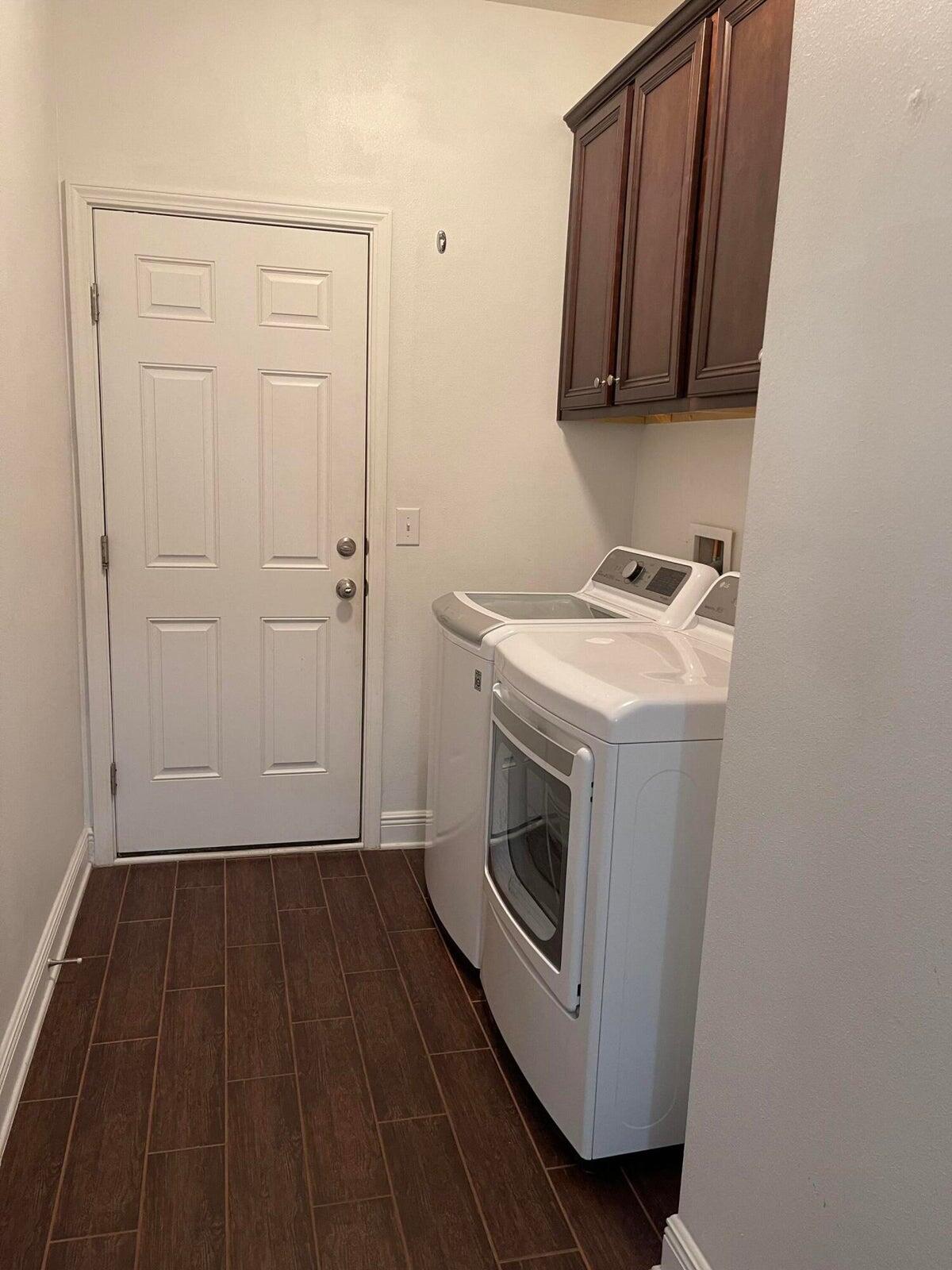 DRIFTWOOD ESTATES - Residential Lease