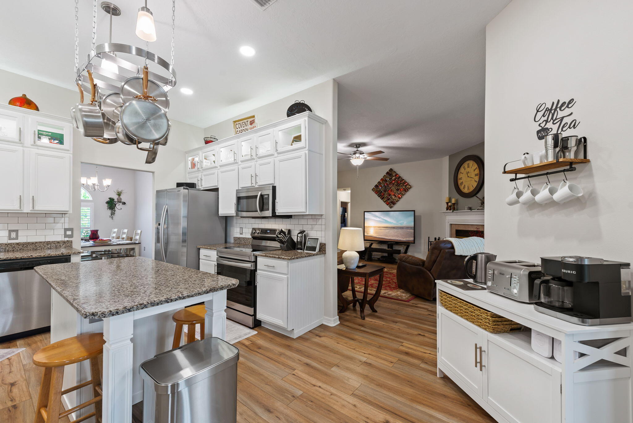 HOLLEY BY THE SEA - Residential