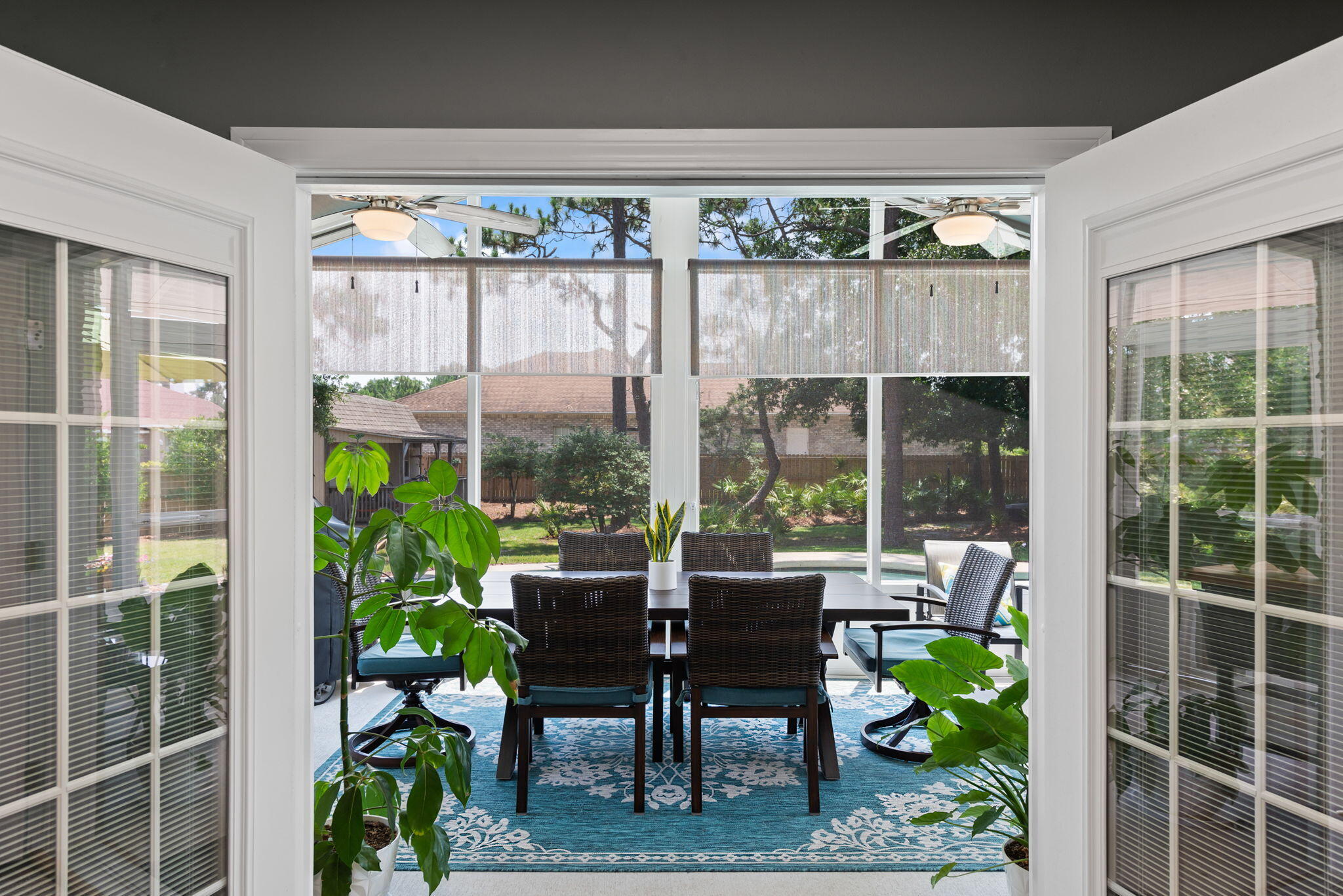 HOLLEY BY THE SEA - Residential