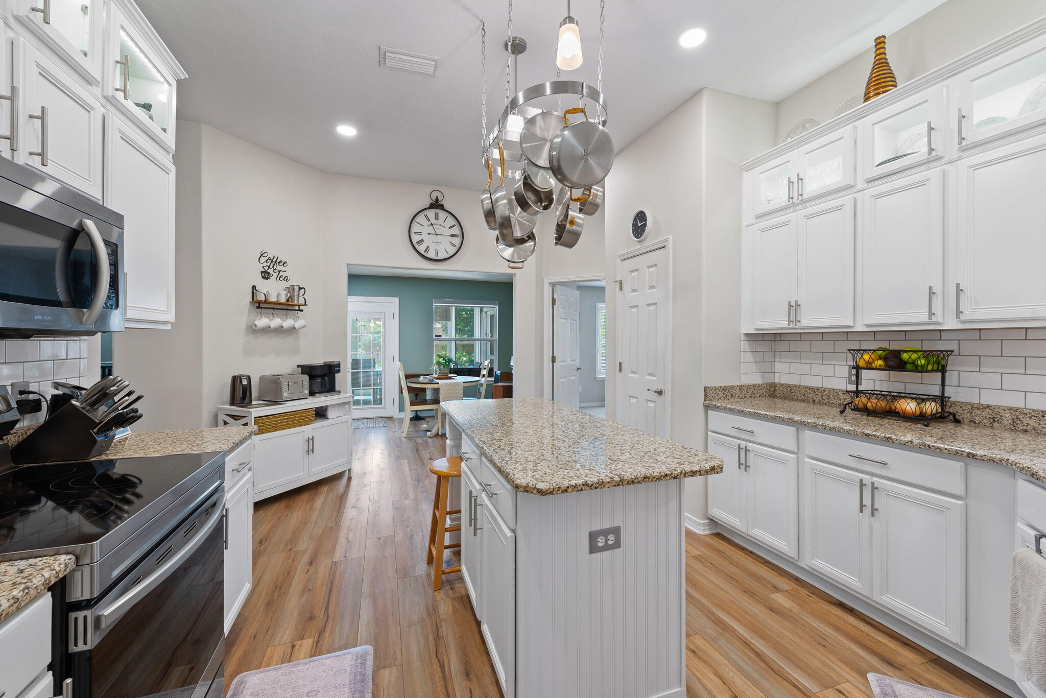HOLLEY BY THE SEA - Residential