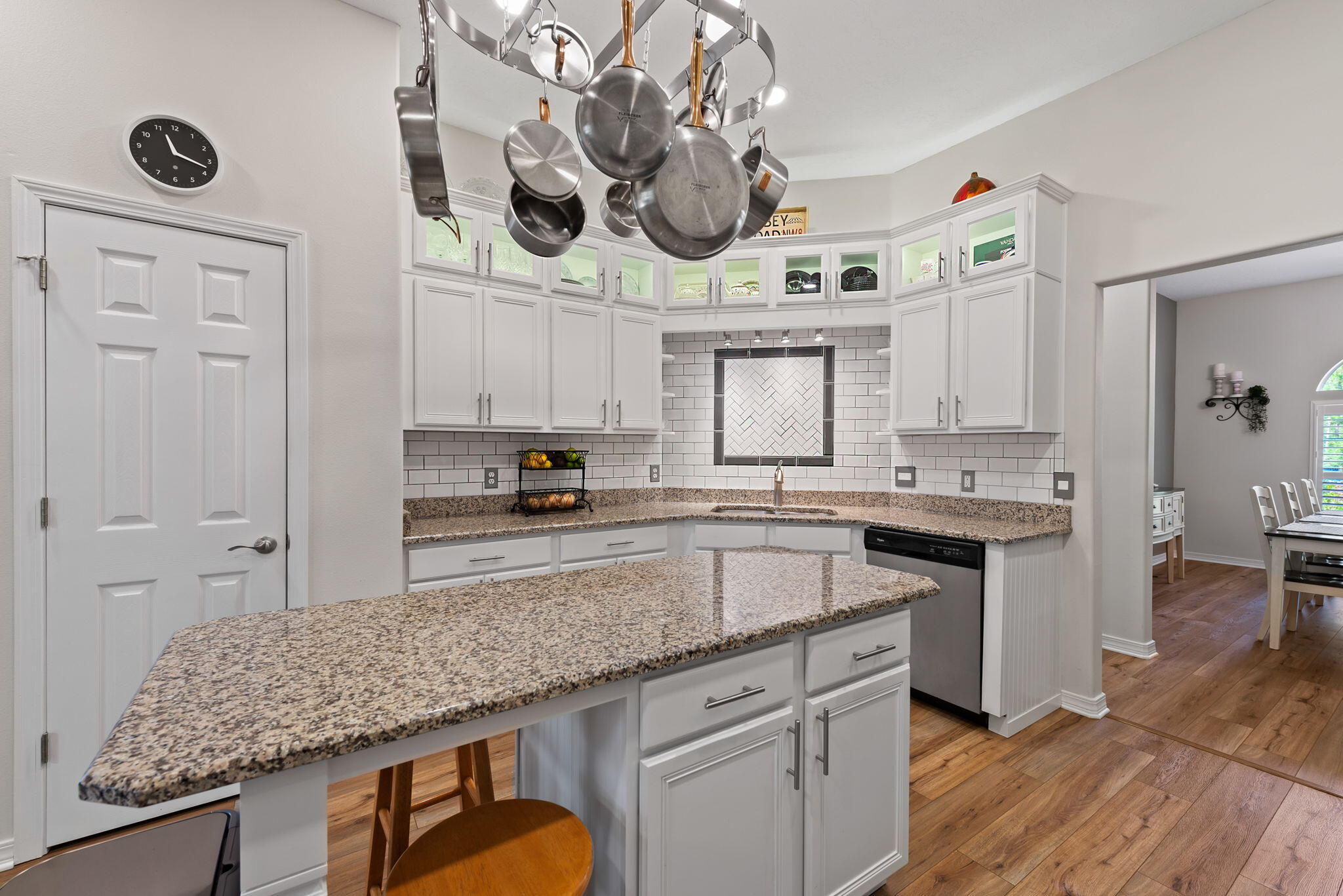 HOLLEY BY THE SEA - Residential