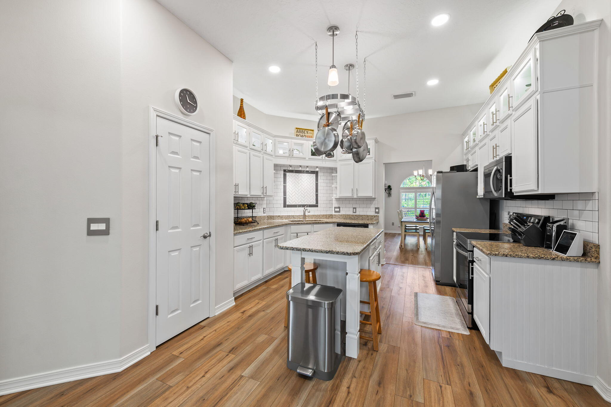 HOLLEY BY THE SEA - Residential