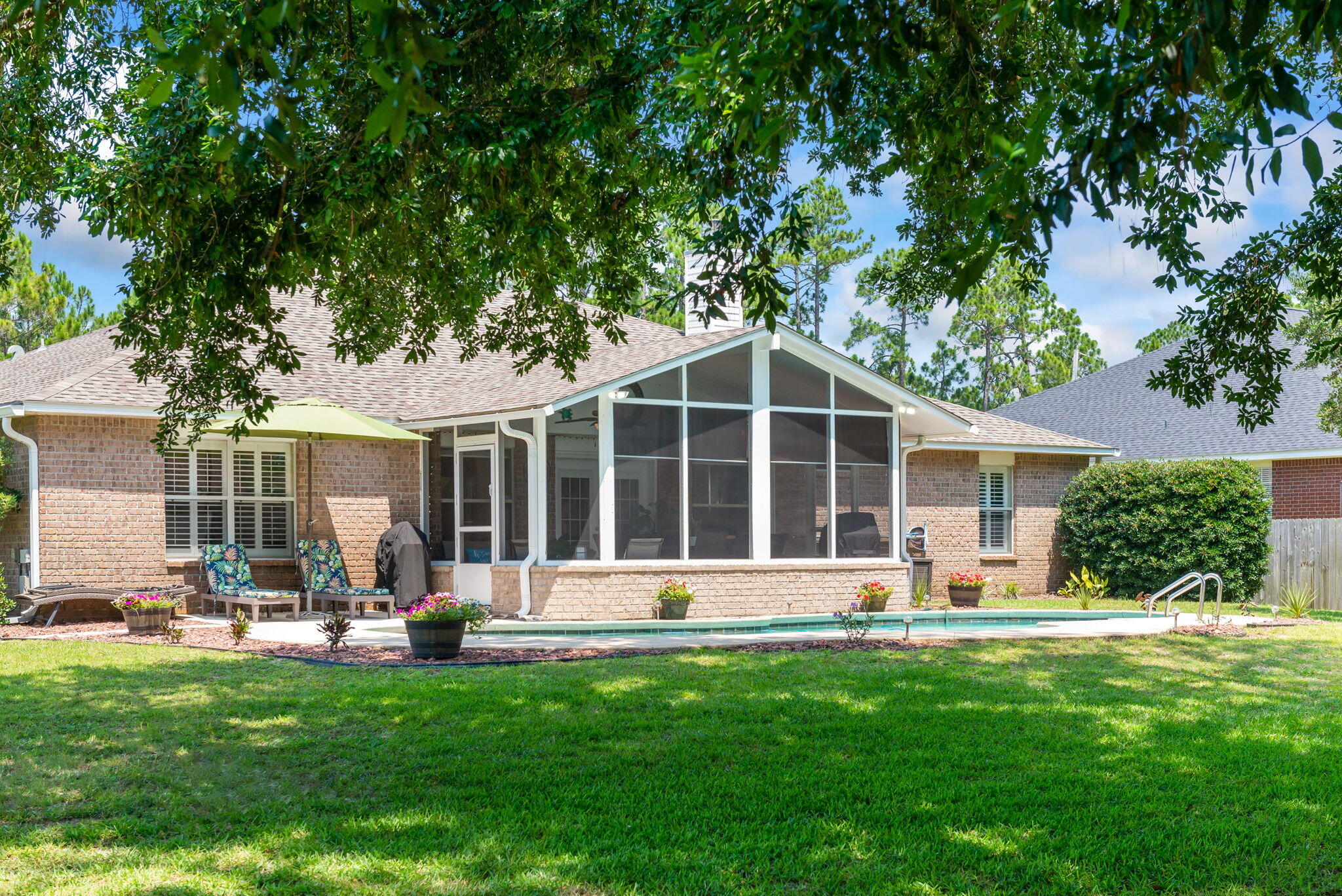 HOLLEY BY THE SEA - Residential