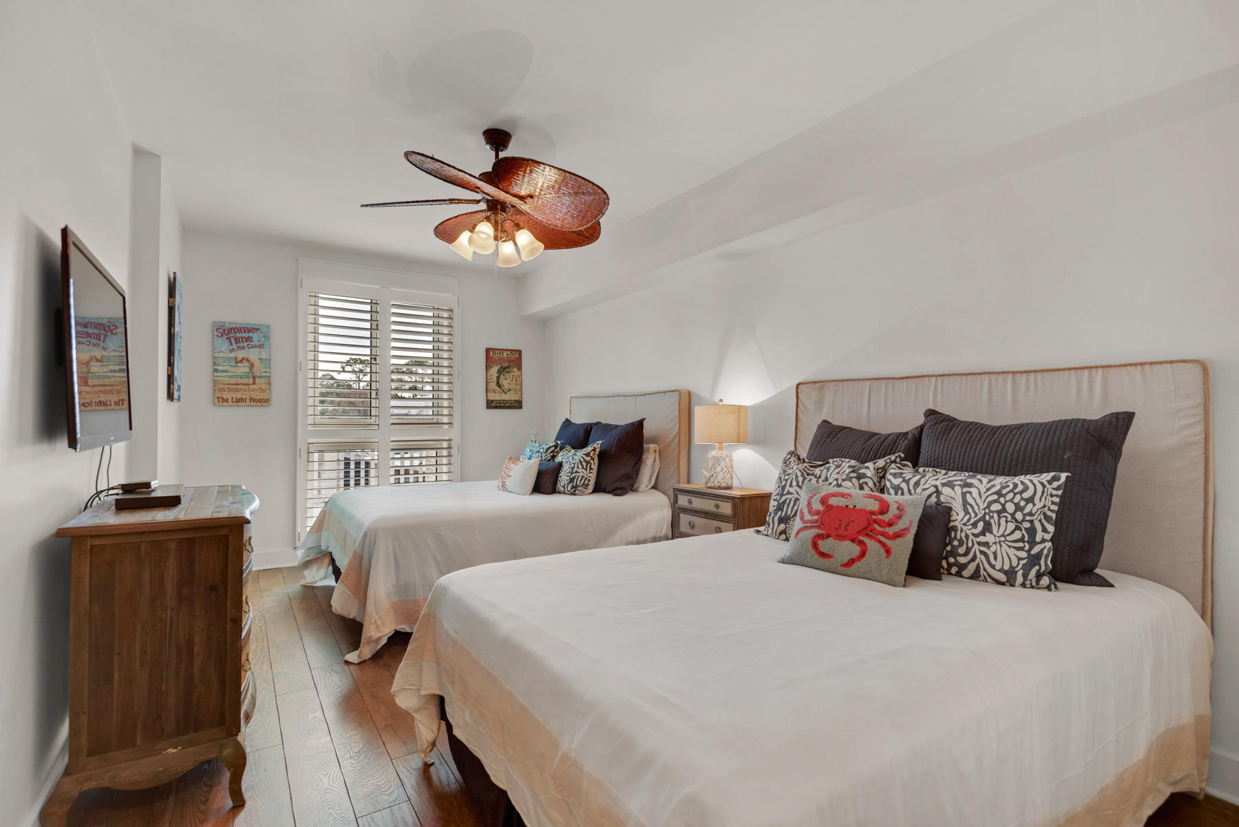 OBSERVATION POINT - Residential