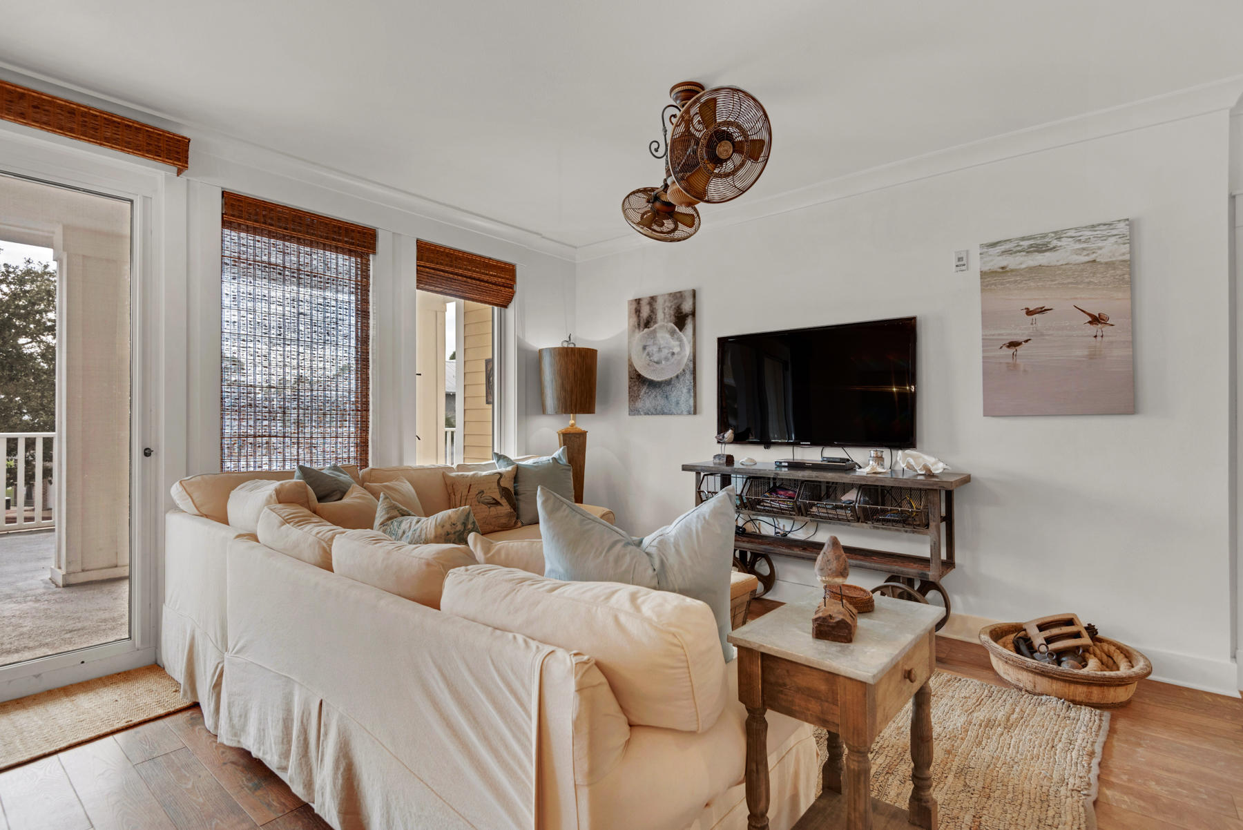 OBSERVATION POINT - Residential