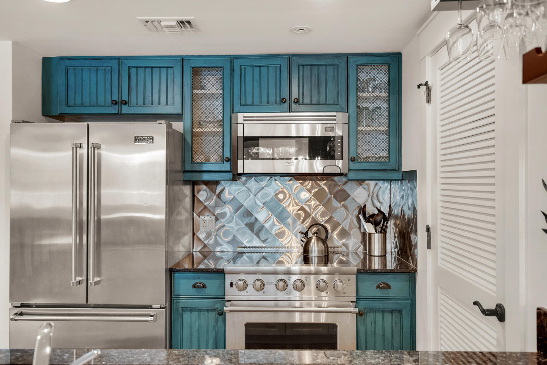 OBSERVATION POINT - Residential