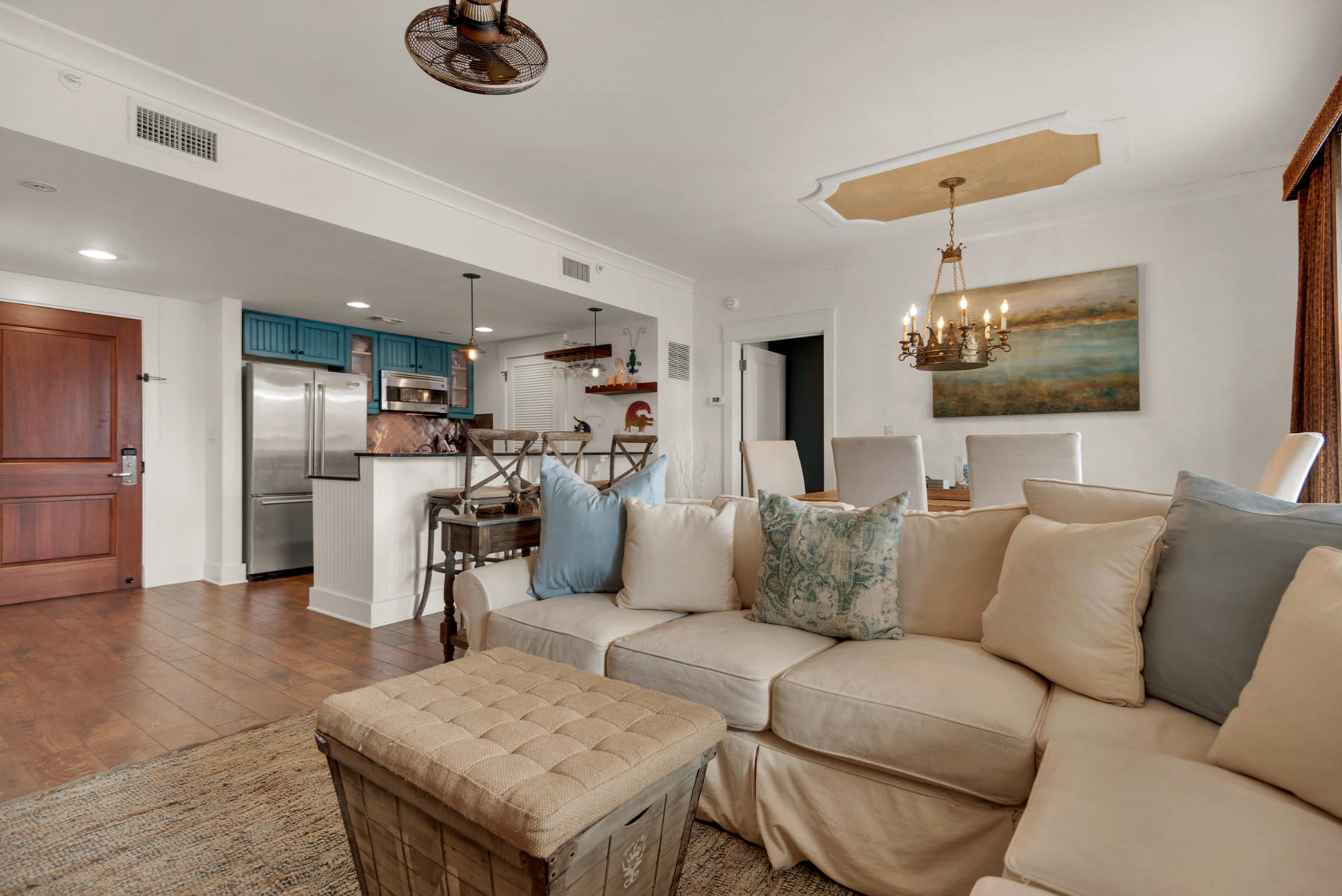 OBSERVATION POINT - Residential