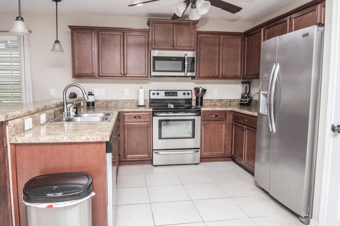 Stillwell Estates - Residential Lease