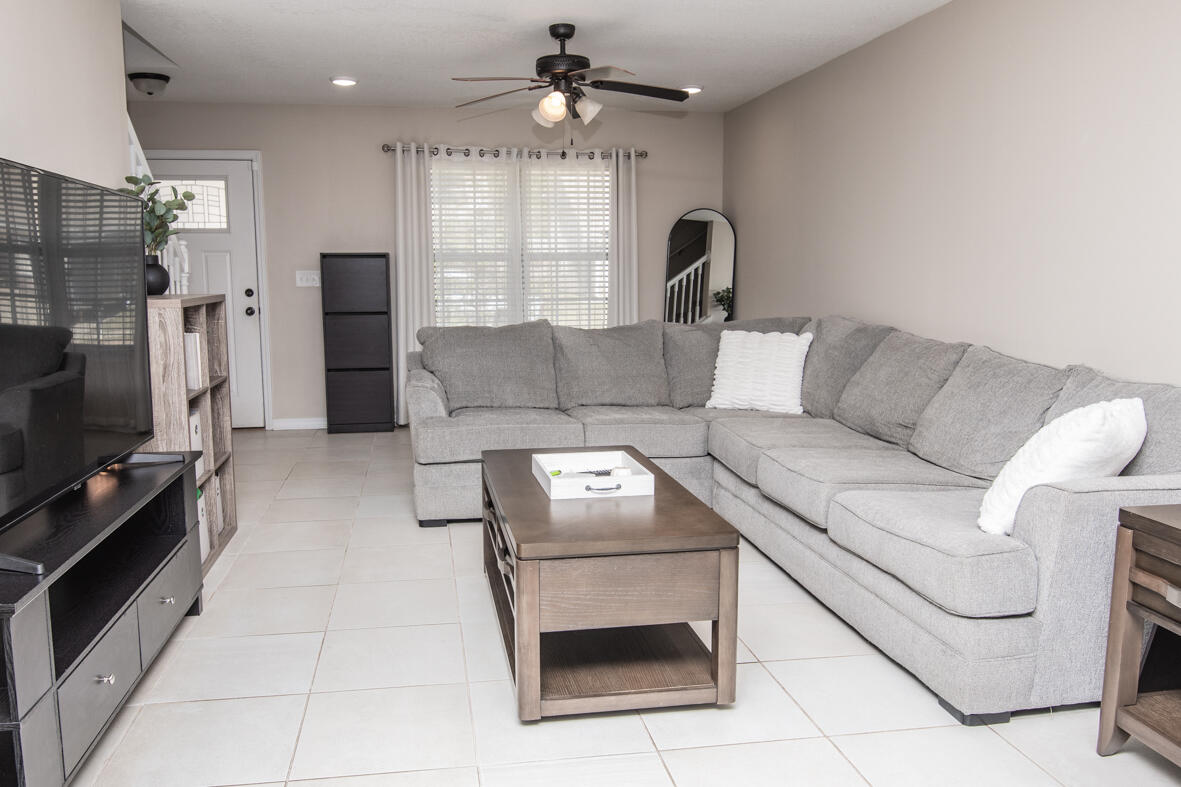 Stillwell Estates - Residential Lease