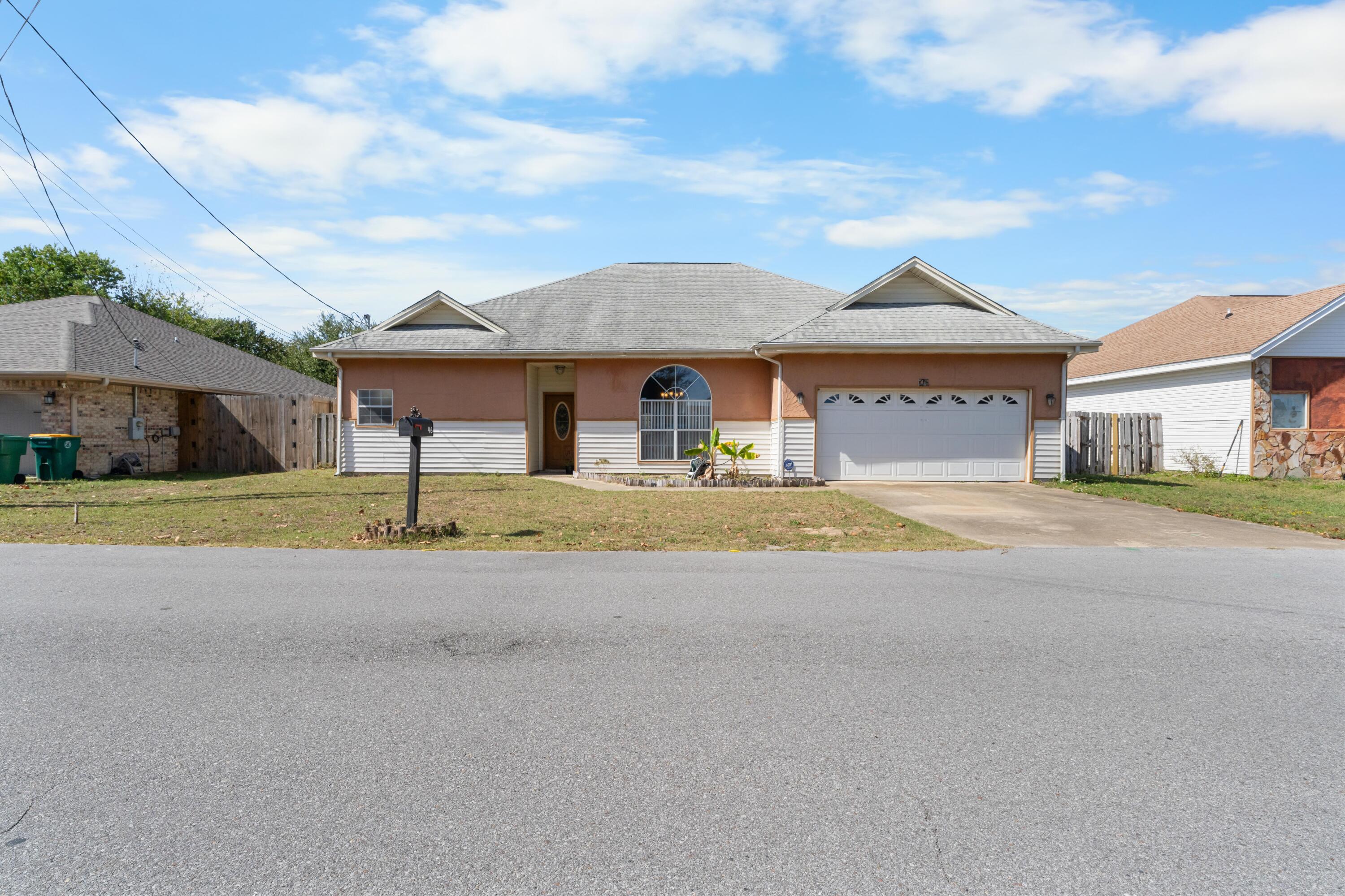 MARY ESTHER - Residential