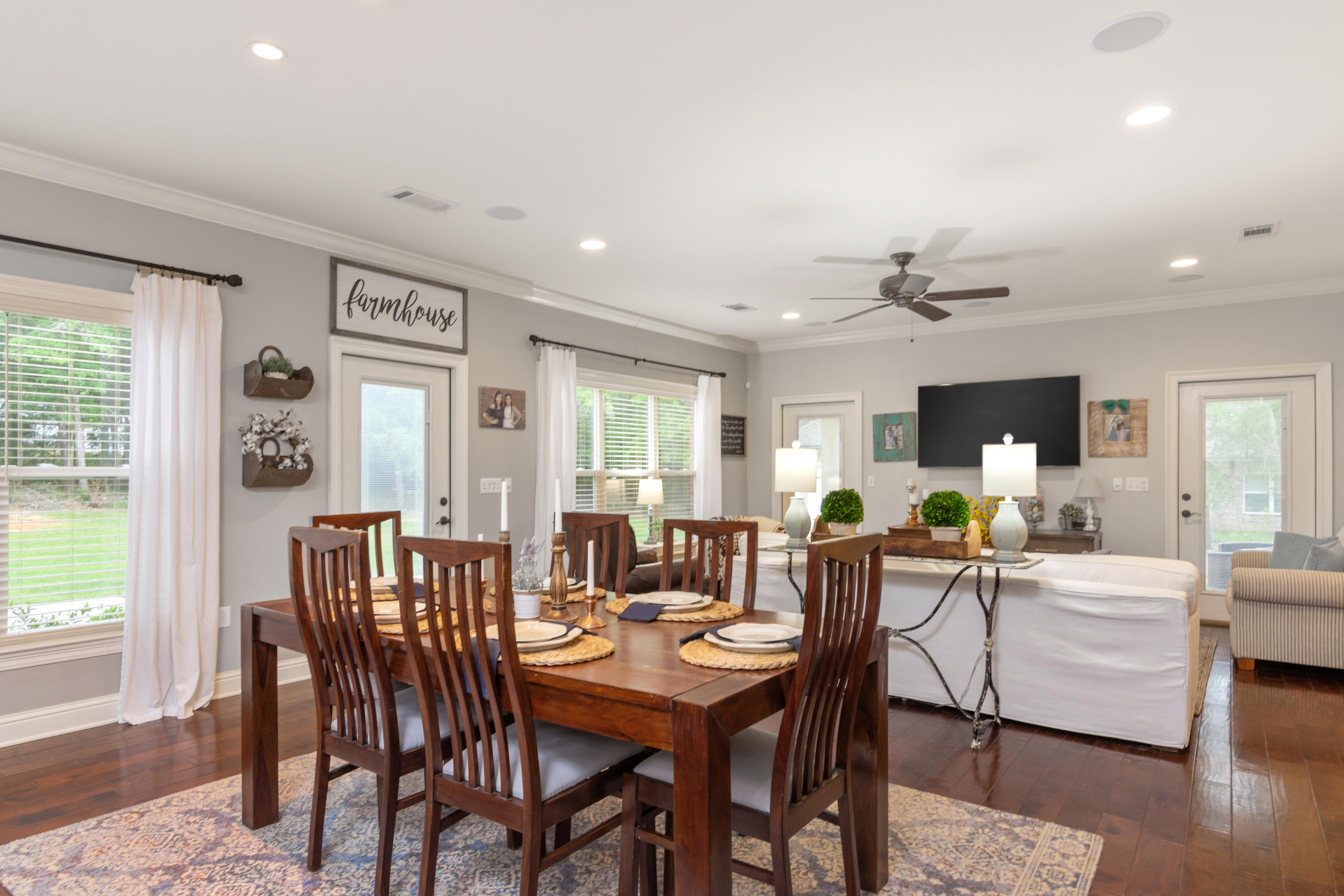 MILL CREEK FARMS - Residential