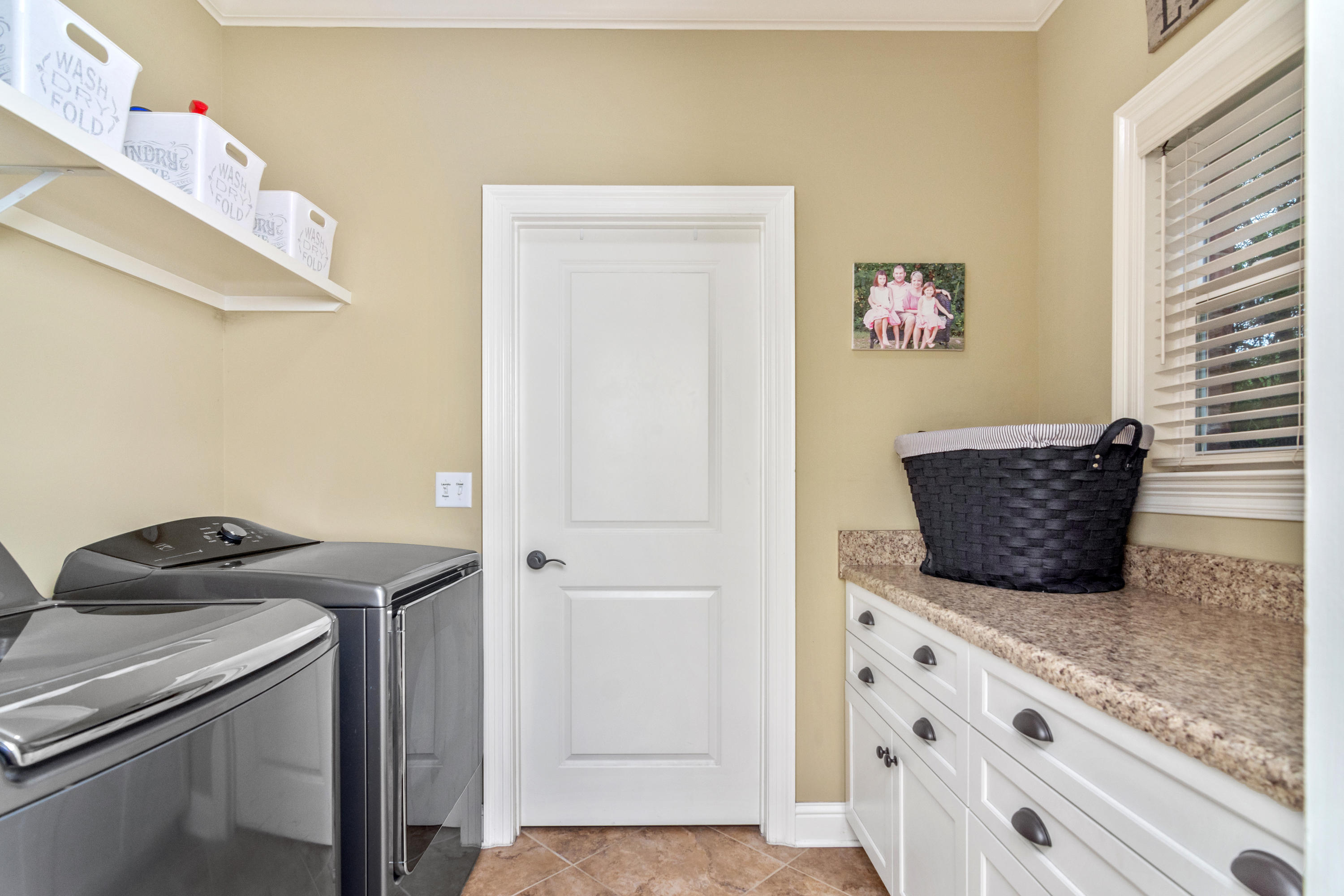 MILL CREEK FARMS - Residential