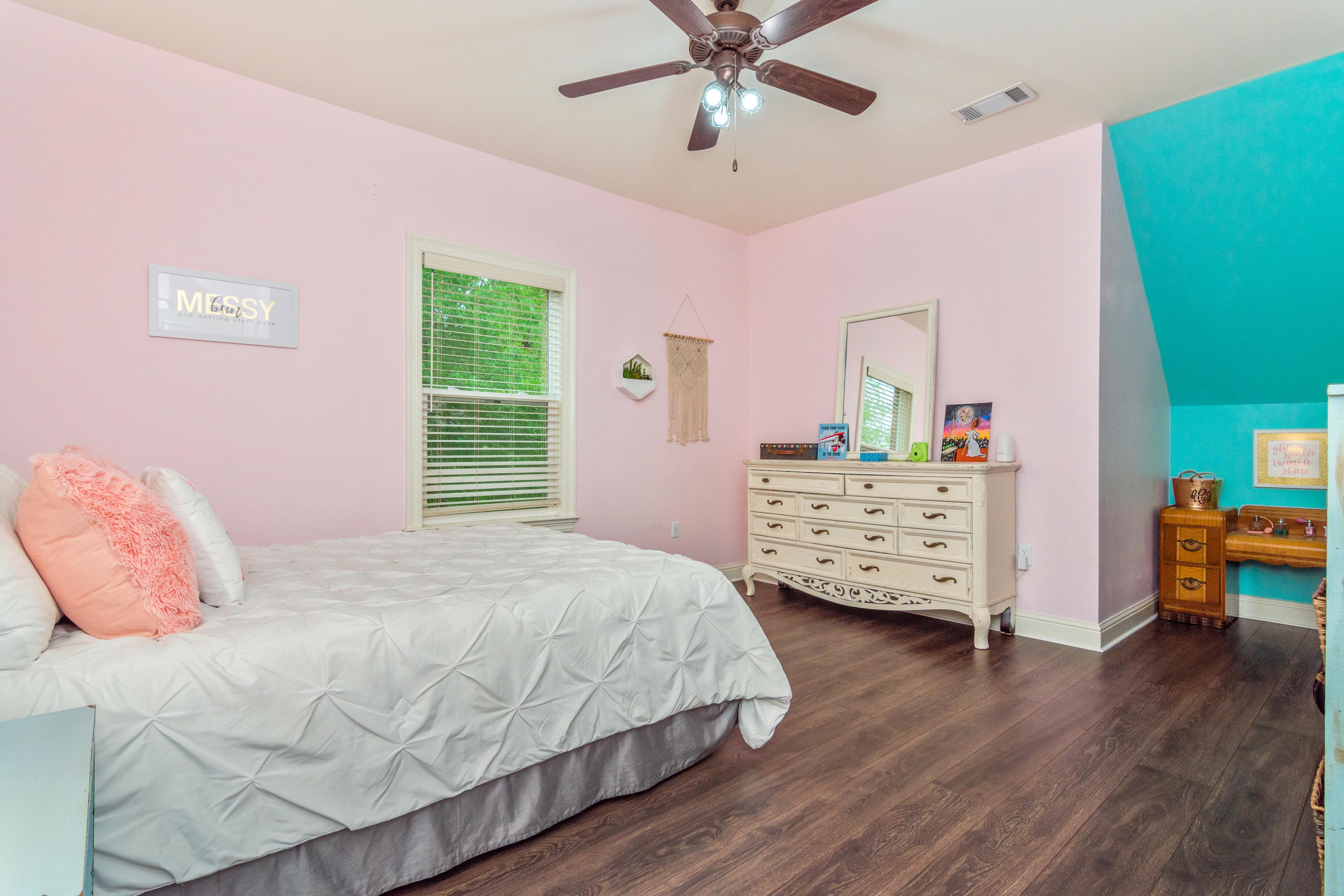 MILL CREEK FARMS - Residential