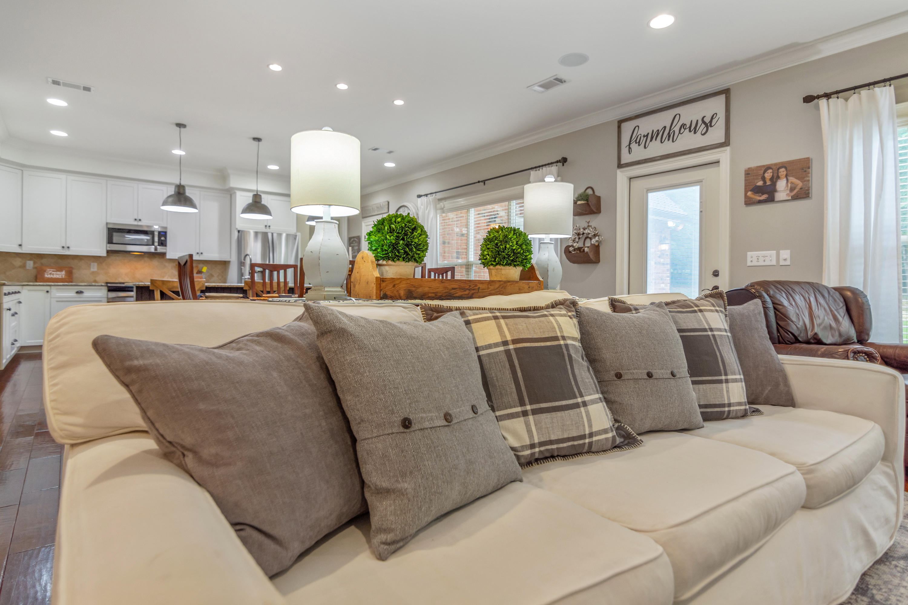 MILL CREEK FARMS - Residential