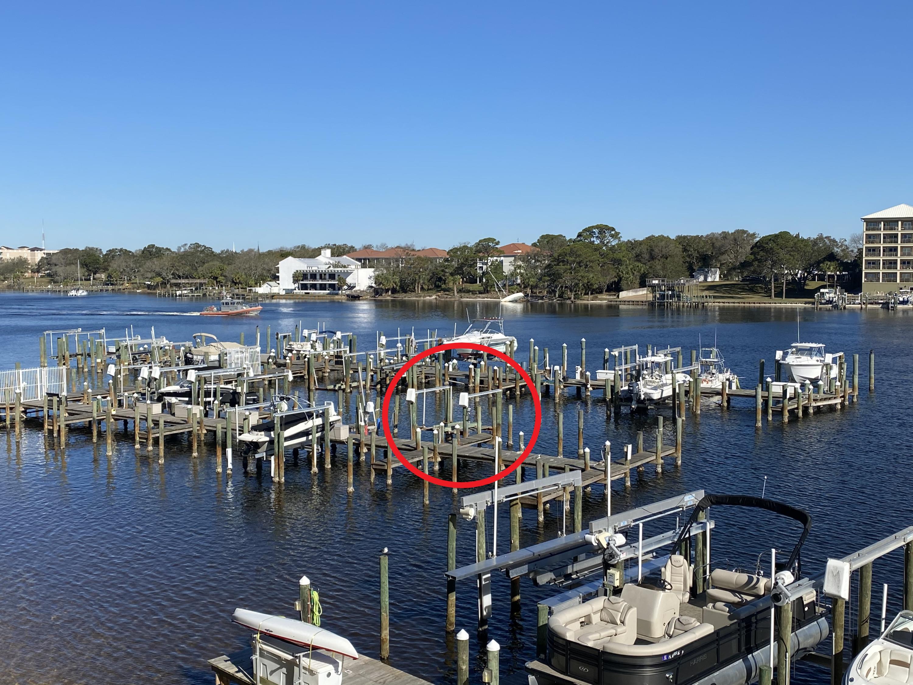 PALM COURT YACHT CLUB - Residential