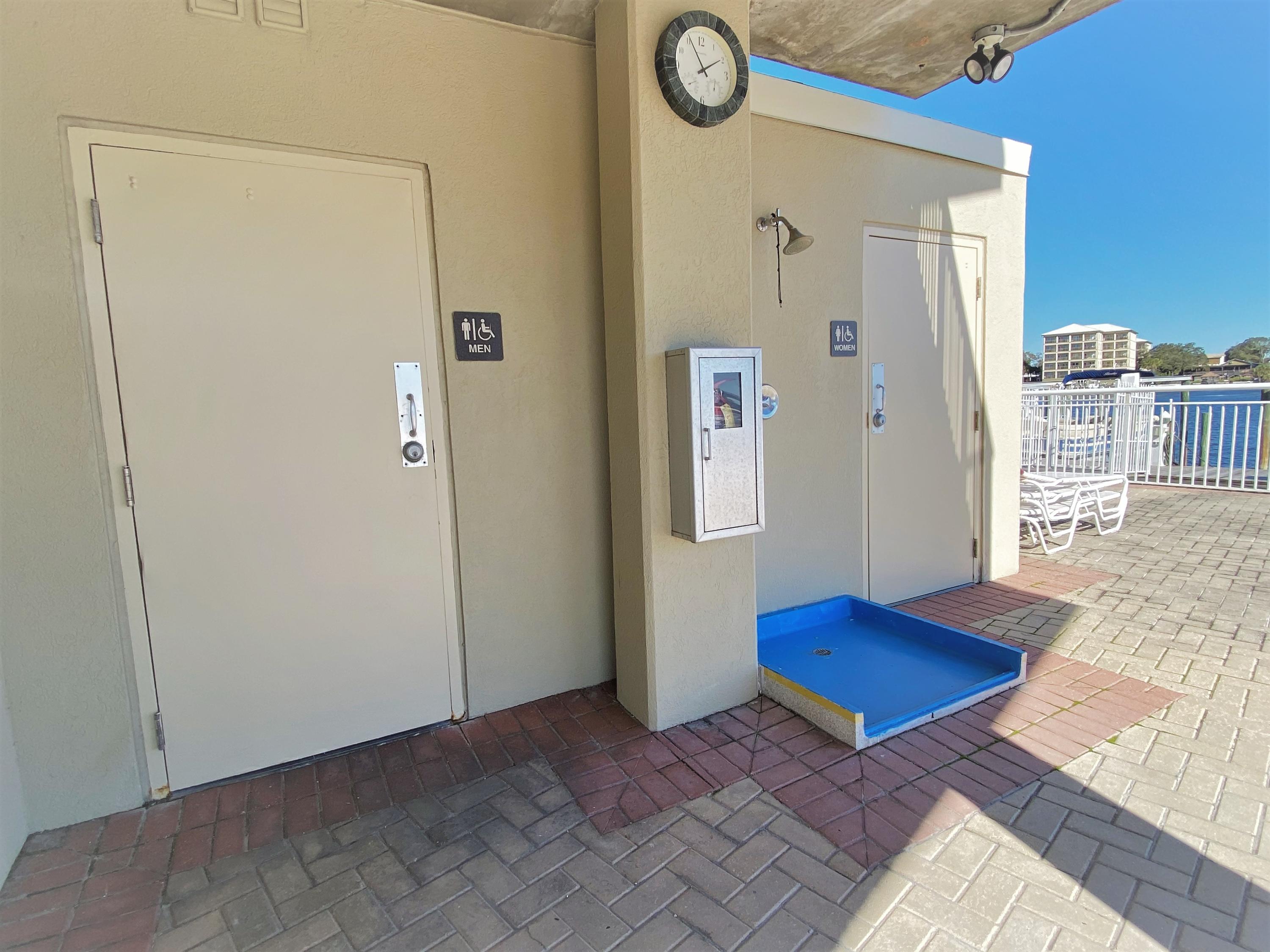 PALM COURT YACHT CLUB - Residential