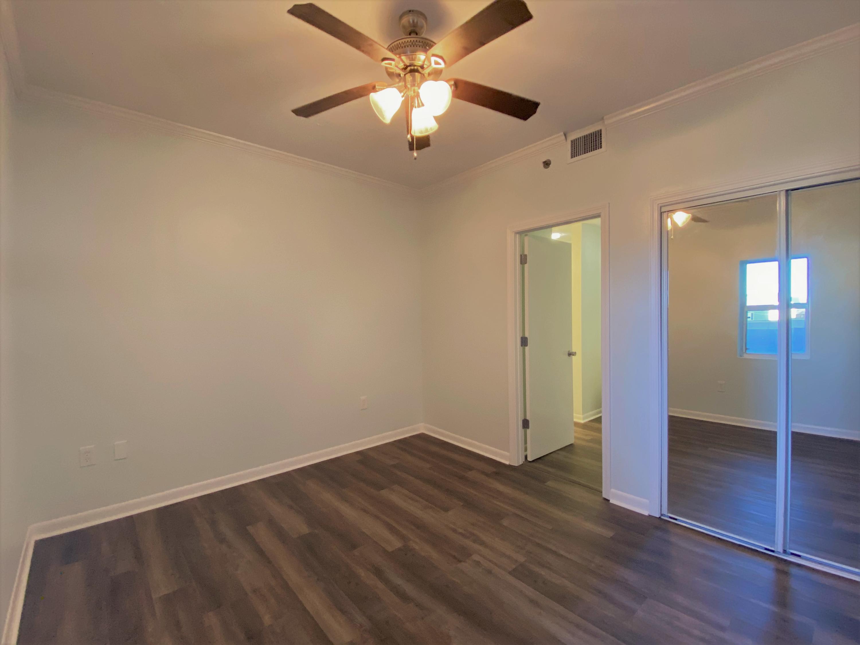PALM COURT YACHT CLUB - Residential