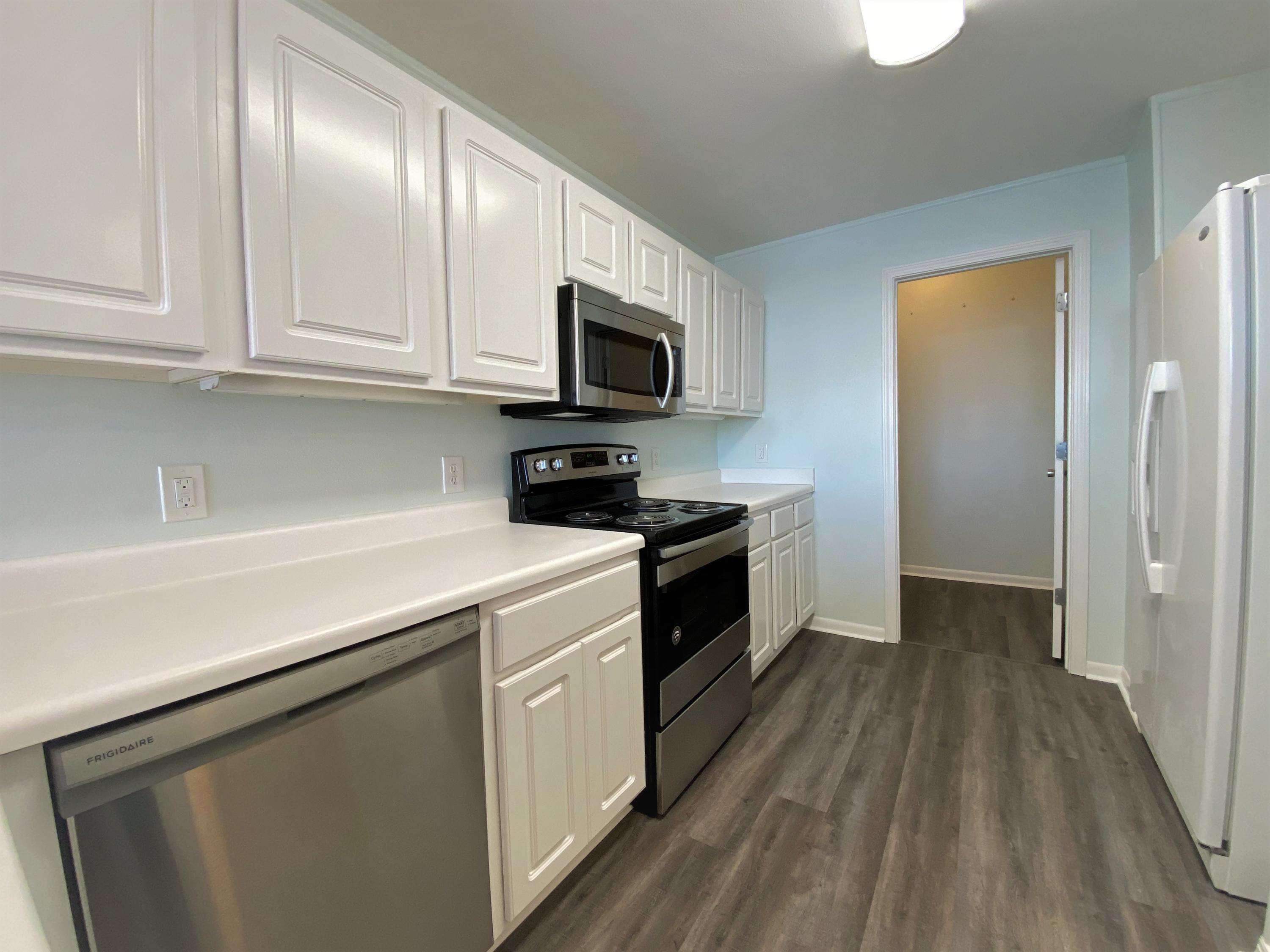 PALM COURT YACHT CLUB - Residential