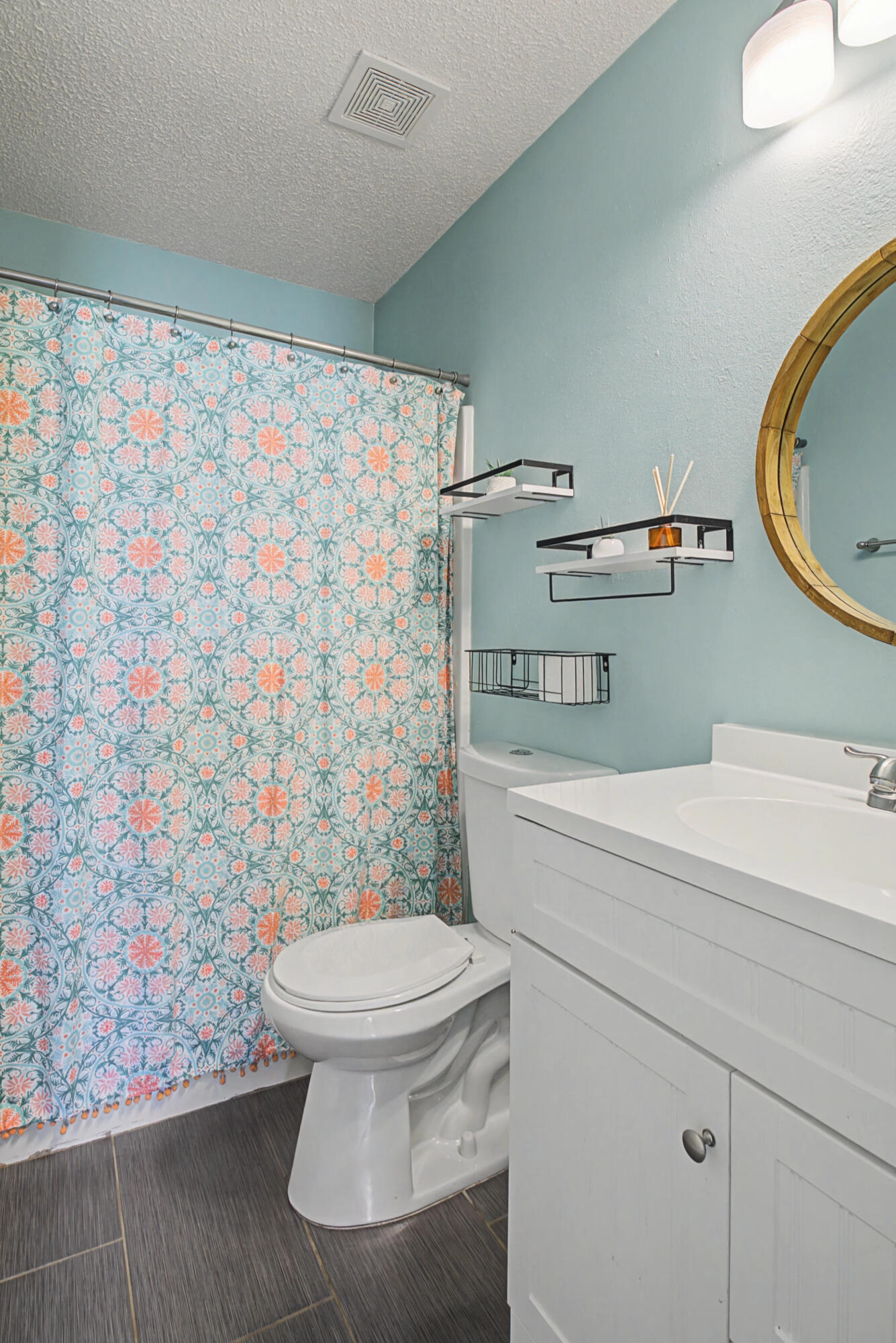 QUAIL RIDGE LANDING - Residential