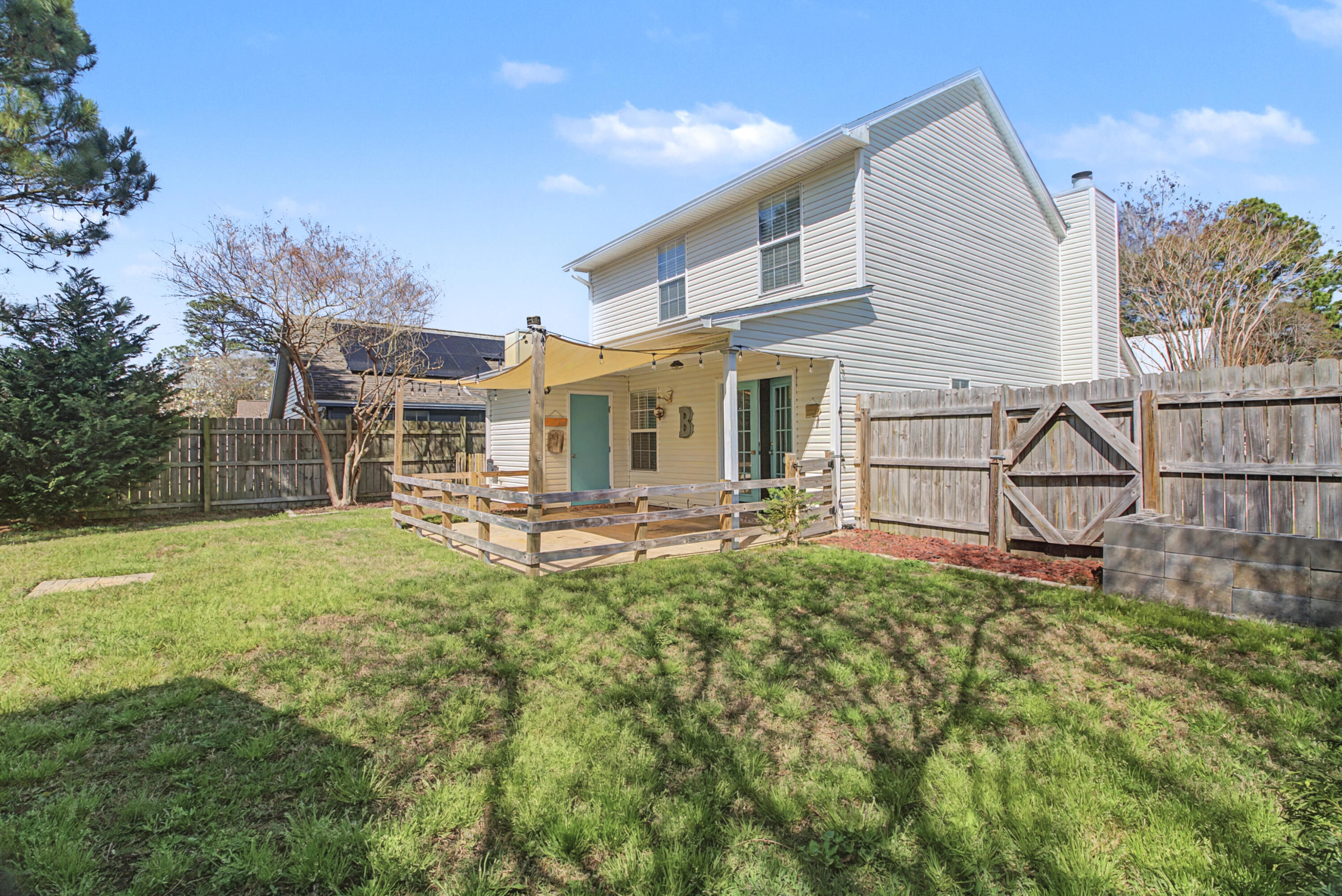 QUAIL RIDGE LANDING - Residential