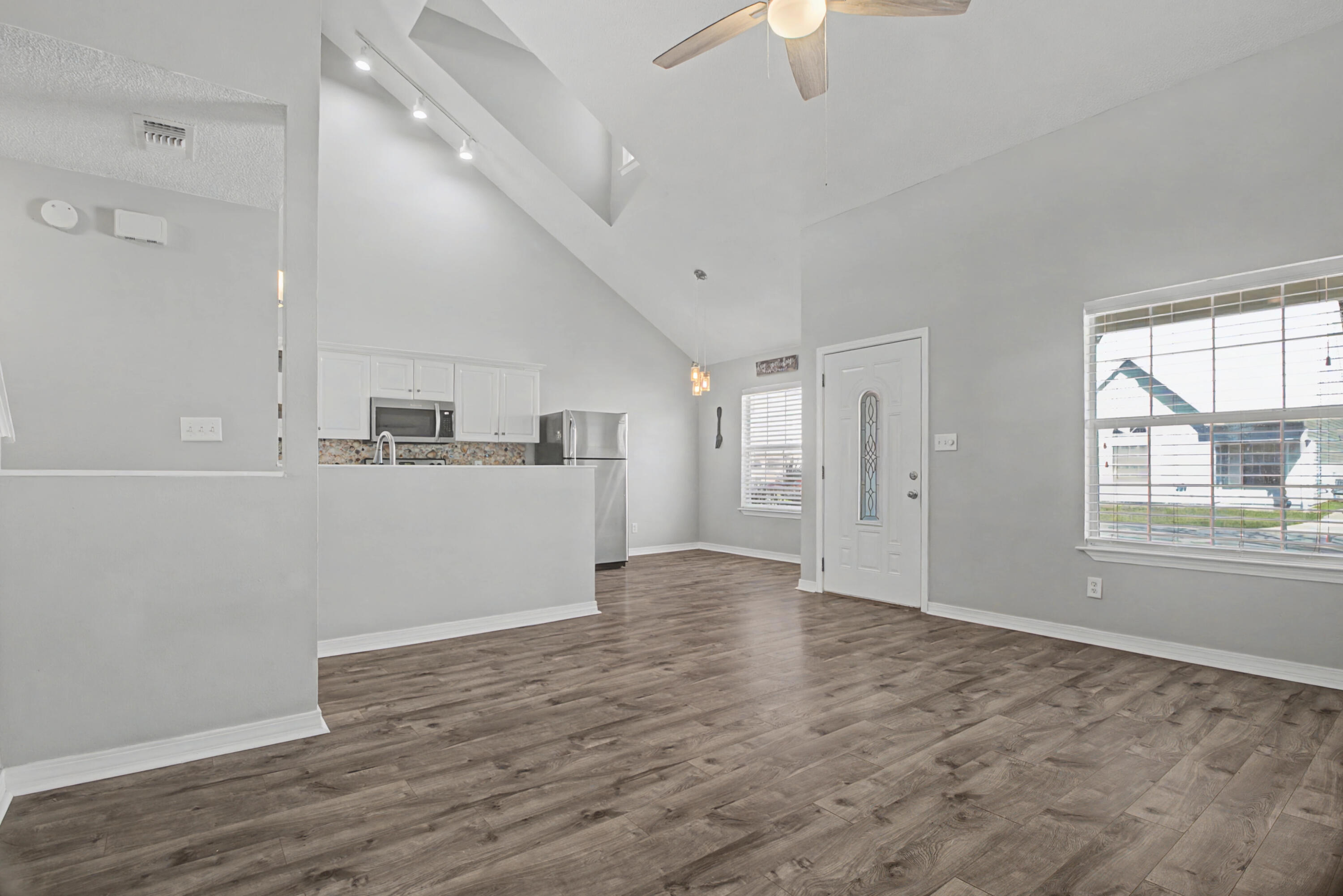 QUAIL RIDGE LANDING - Residential