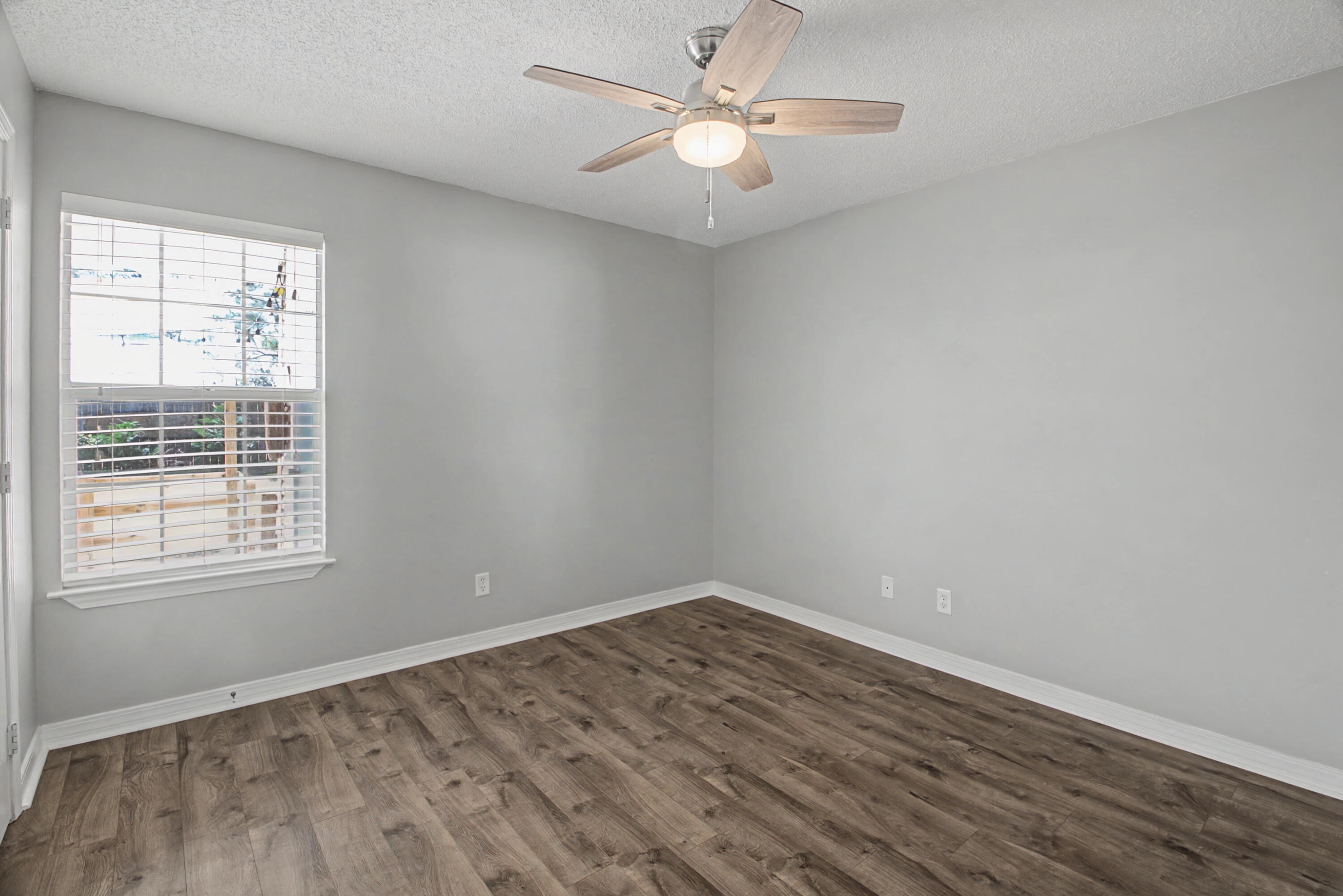 QUAIL RIDGE LANDING - Residential