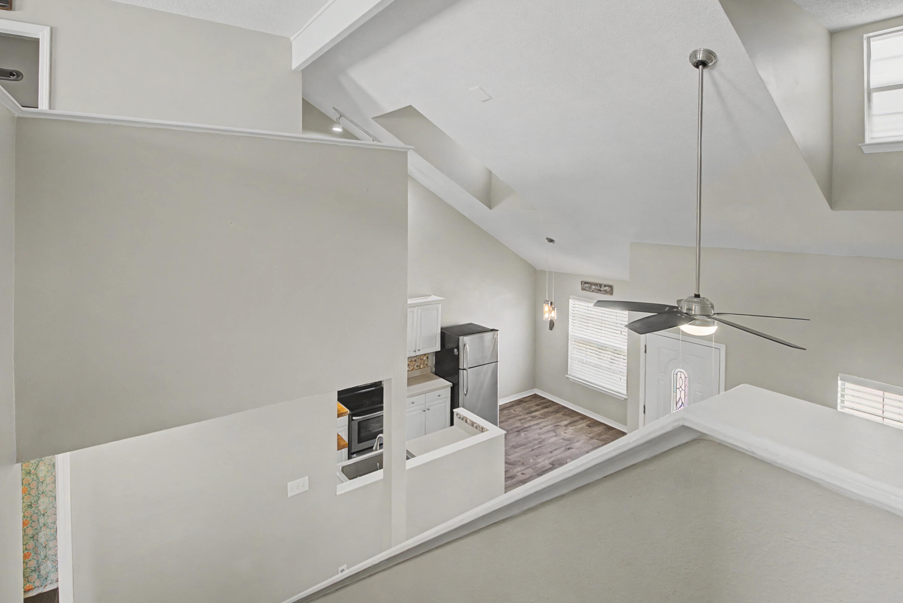 QUAIL RIDGE LANDING - Residential