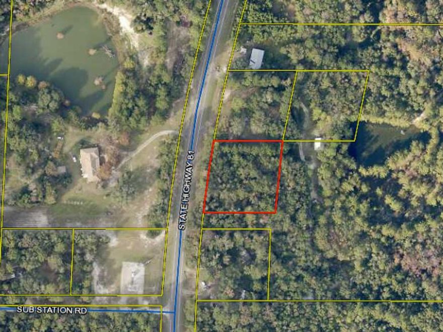 PRICE IMPROVEMENT, Beautiful 1 acre wooded lot fronting Highway 81 between Ponce De Leon and RedBay.  Flood zone X, no survey.  Well and septic needed.  40 minutes to S Walton beaches.Closing at Championship Title, LLC.Brandi Culhane, 850.502.5309