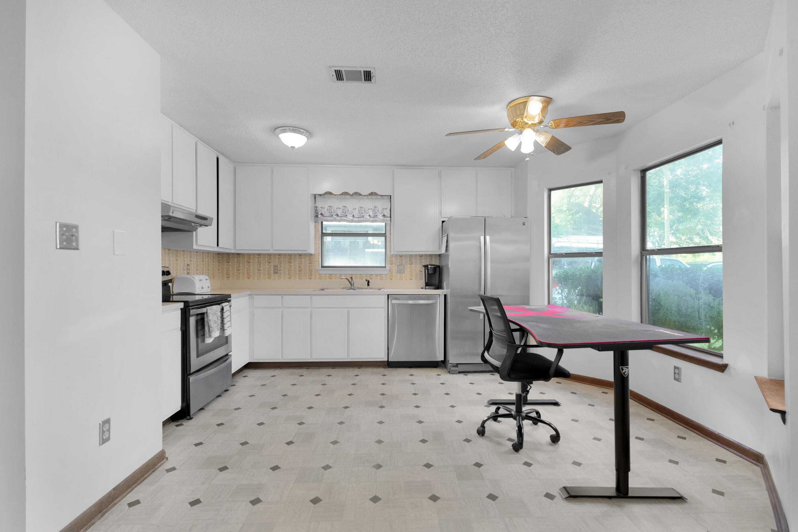 TAYLOR OAKS - Residential