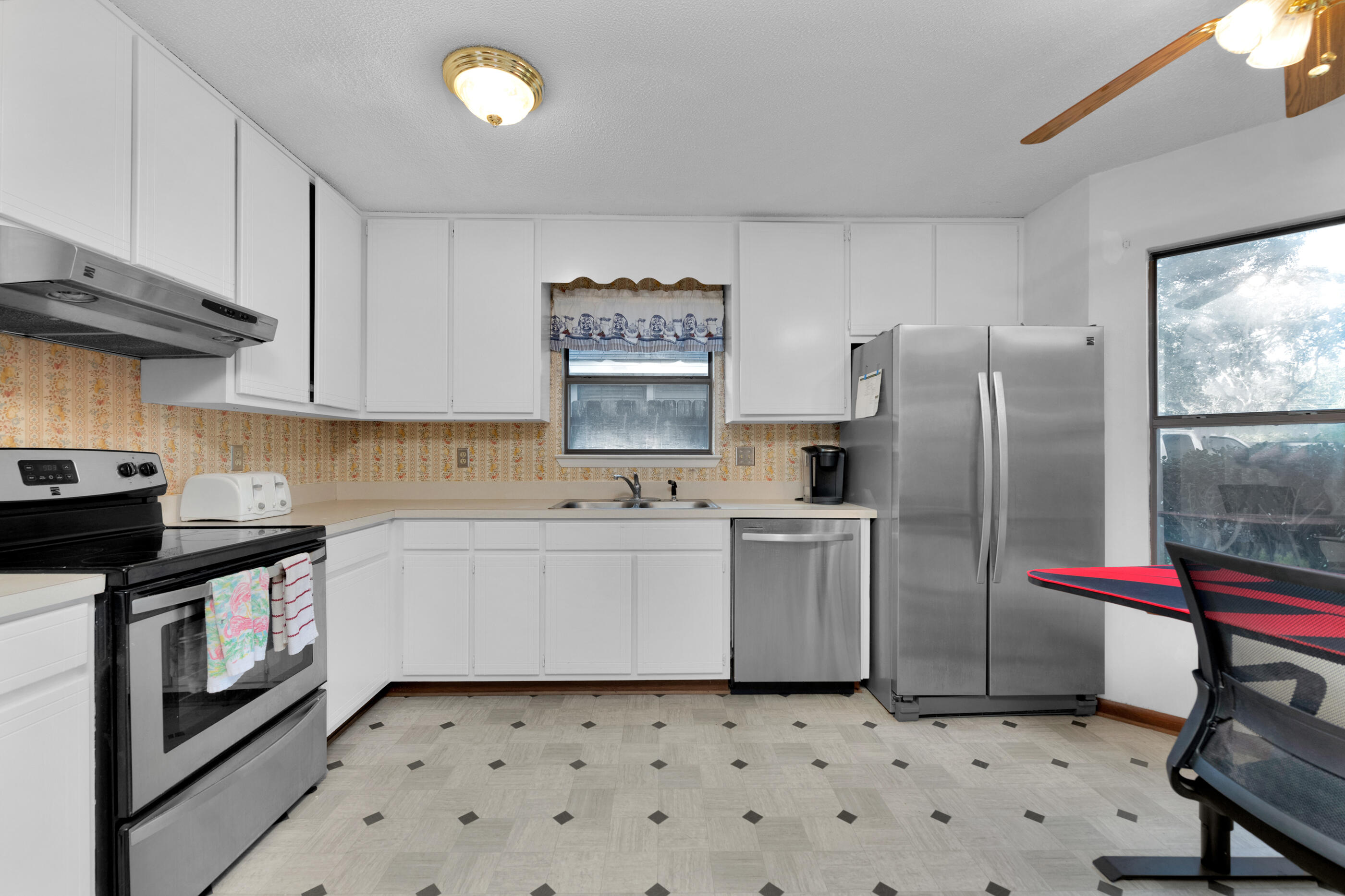 TAYLOR OAKS - Residential