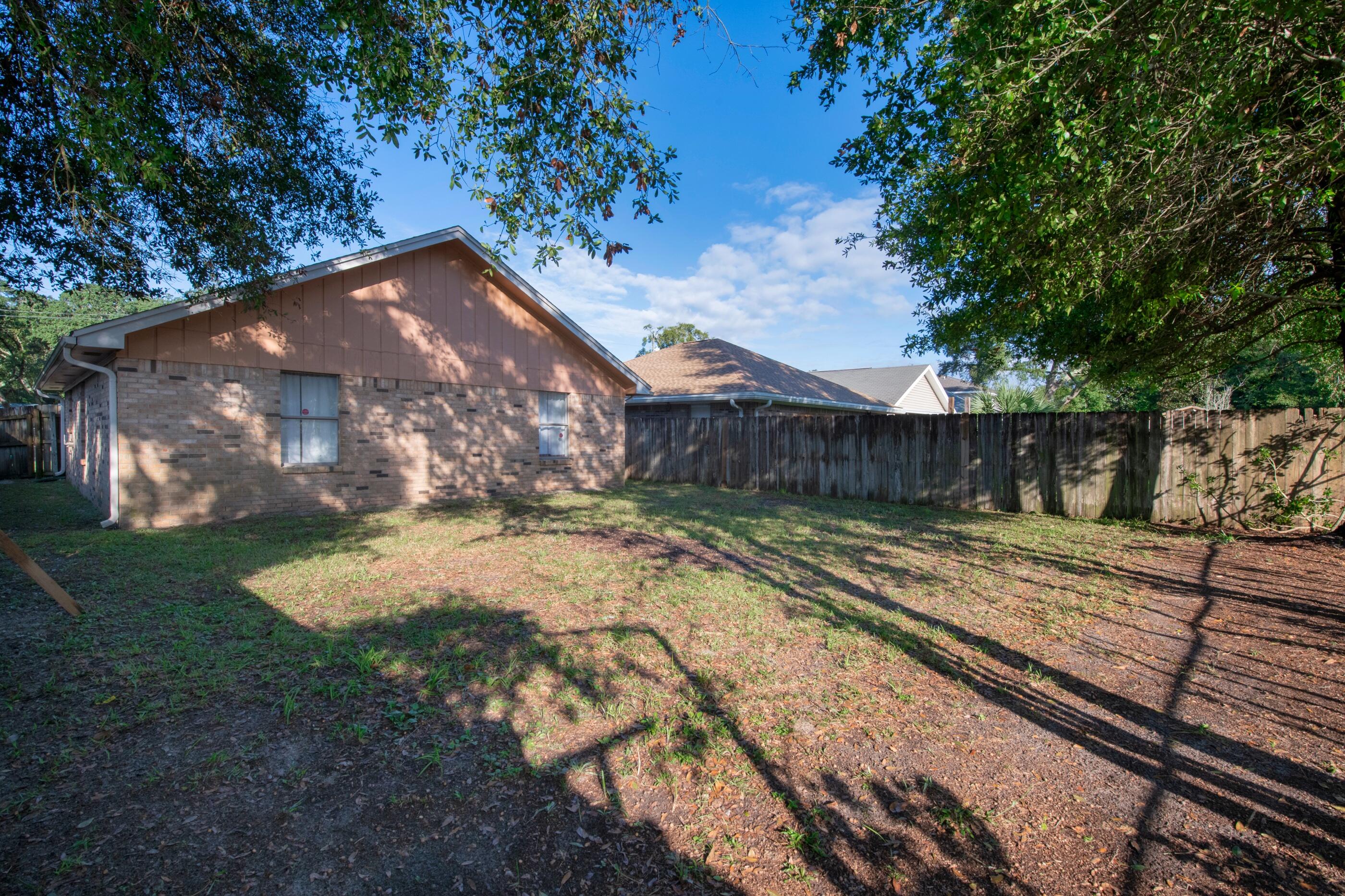 TAYLOR OAKS - Residential